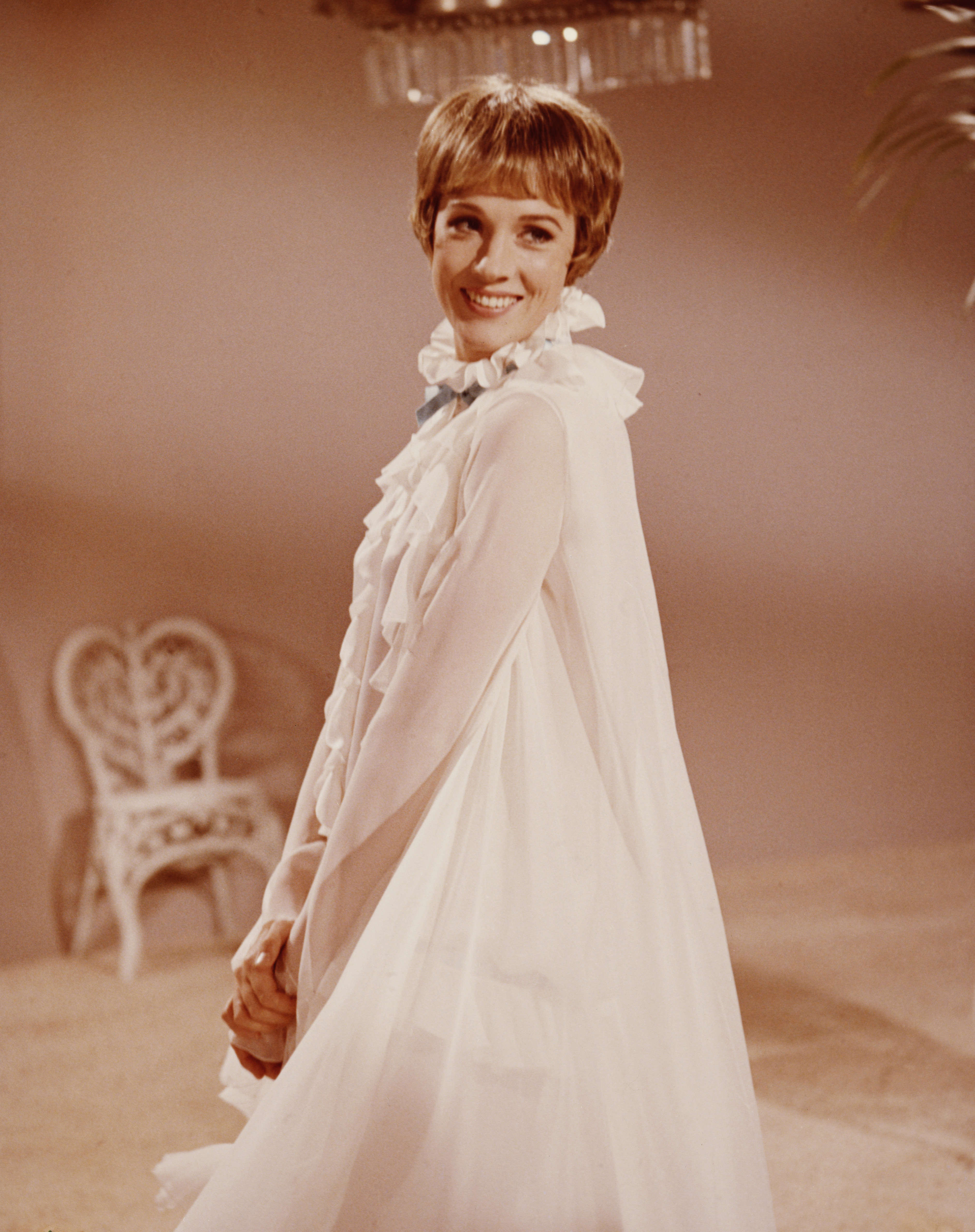 Julie Andrews Wallpapers