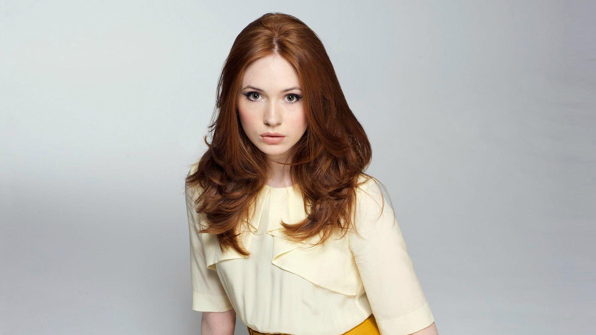 Karen Gillan New Wallpapers