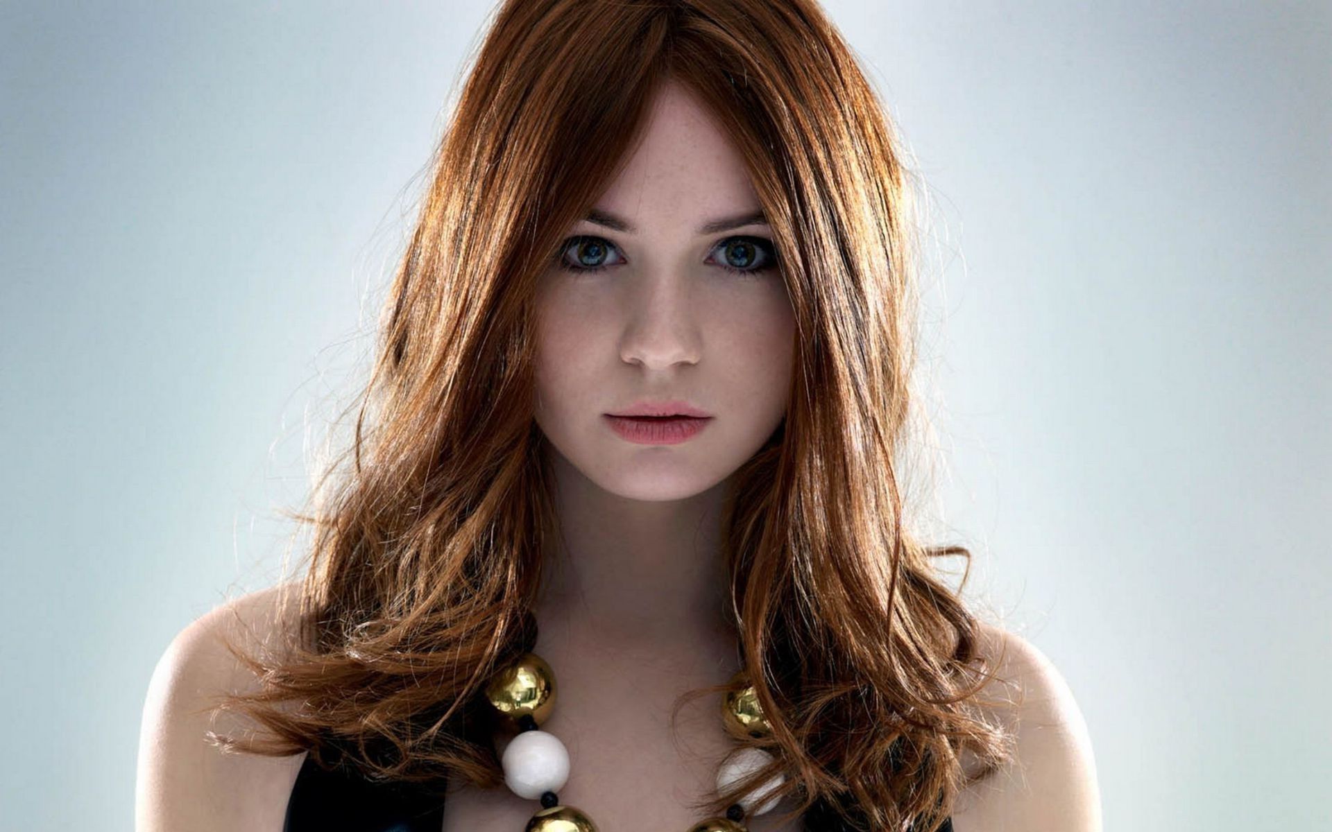 Karen Gillan New Wallpapers