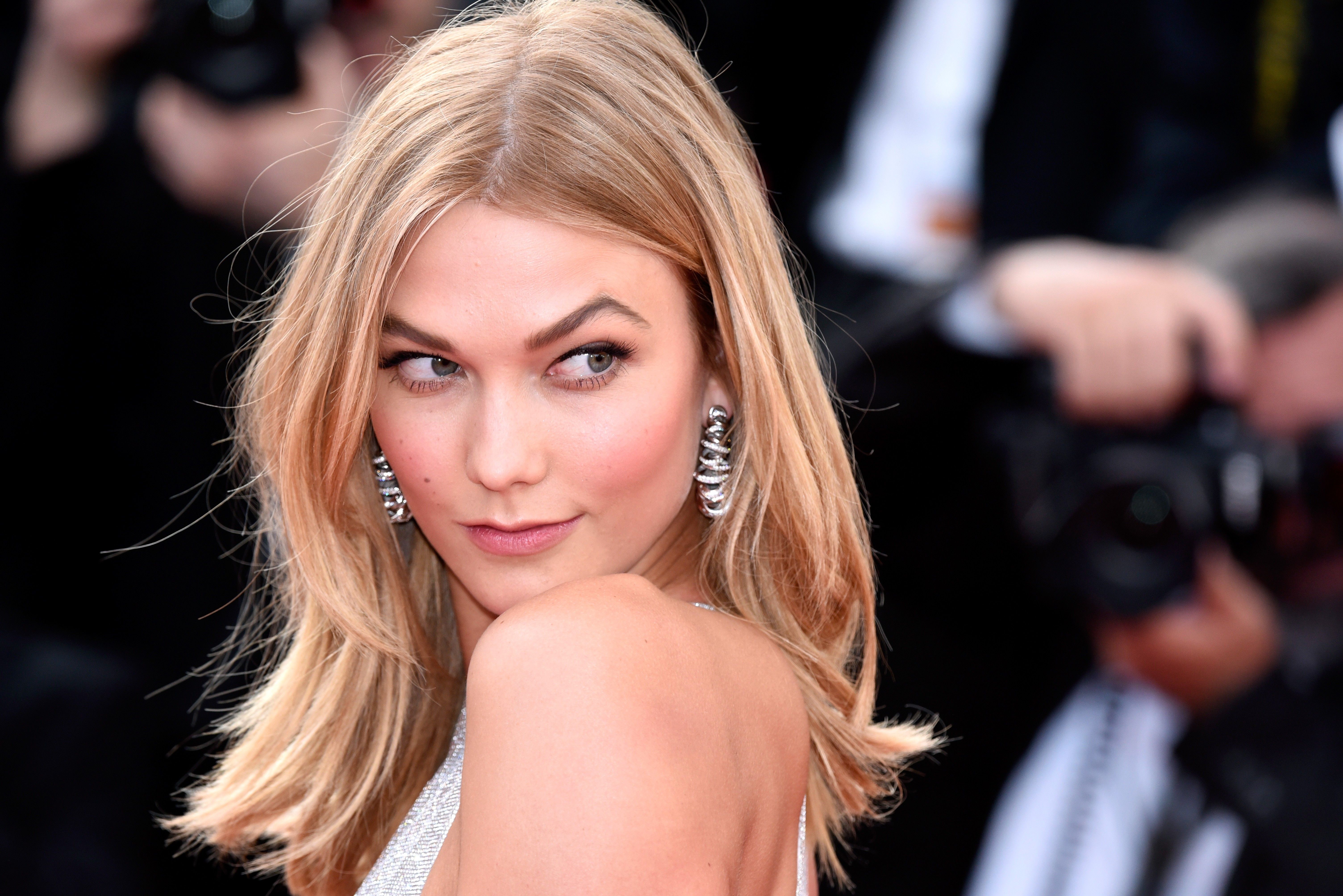 Karlie Kloss 2018 Wallpapers