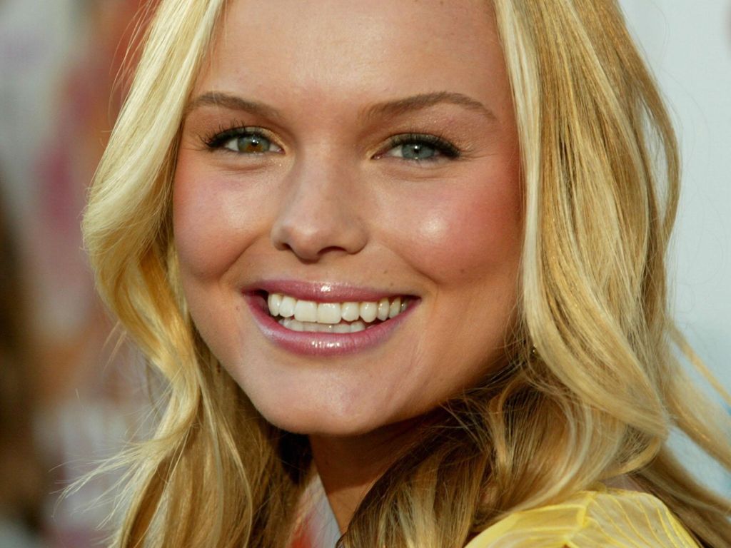 Kate Bosworth Smile Images Wallpapers