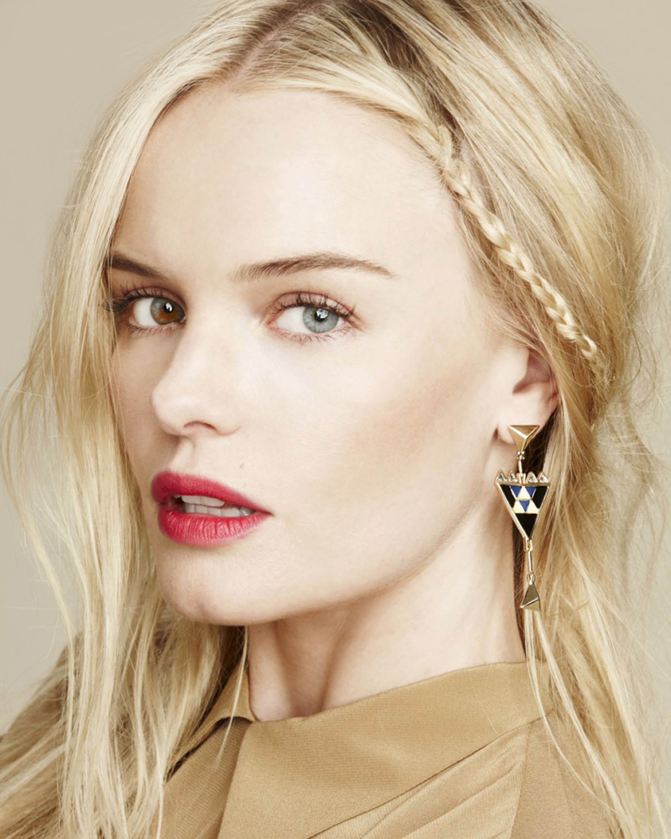 Kate Bosworth Smile Images Wallpapers