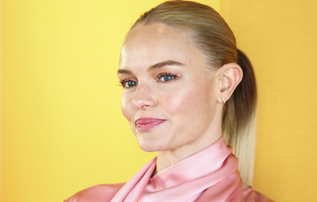 Kate Bosworth Smile Images Wallpapers