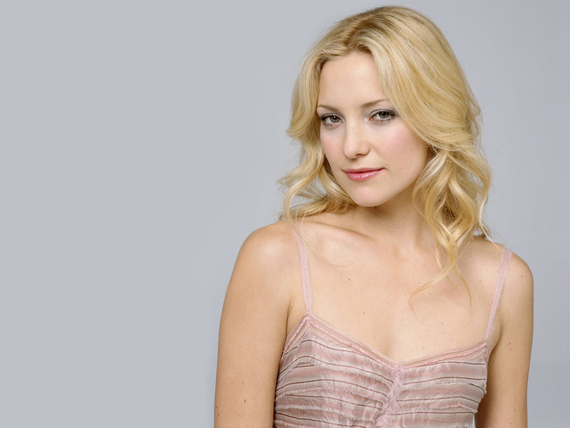 Kate Hudson Hot Images Wallpapers