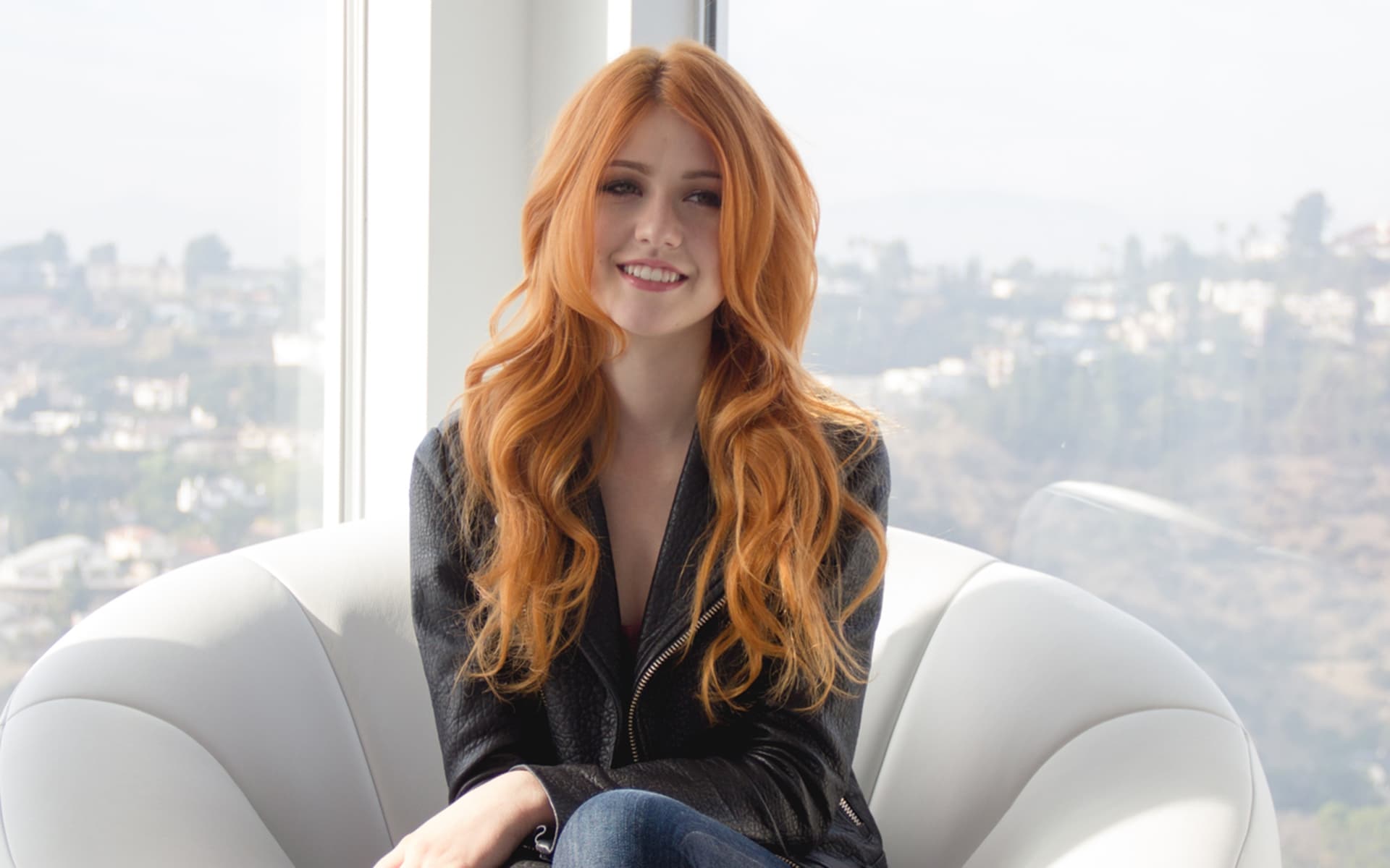 Katherine McNamara 2018 Wallpapers