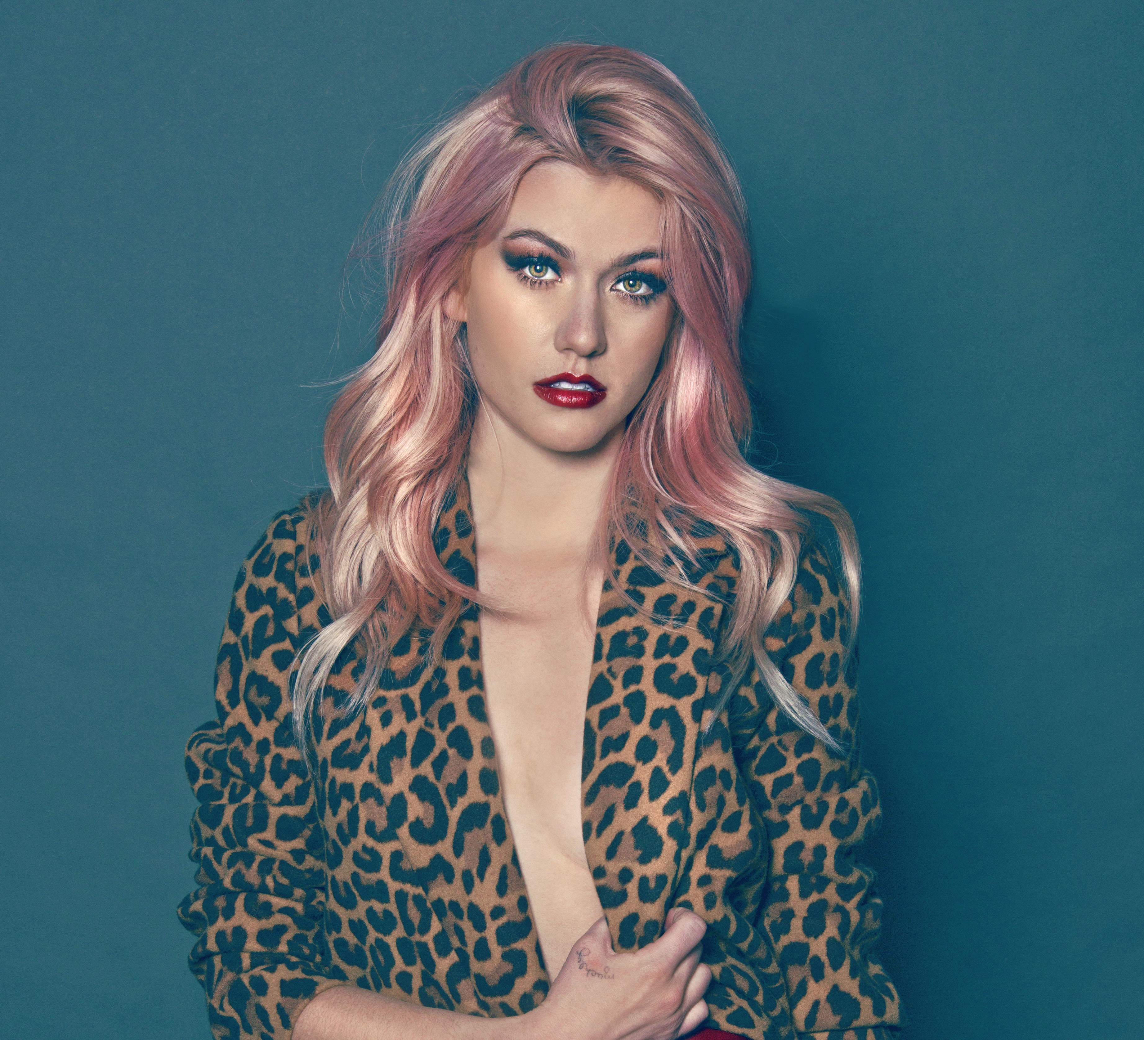 Katherine McNamara 2020 Actress Wallpapers