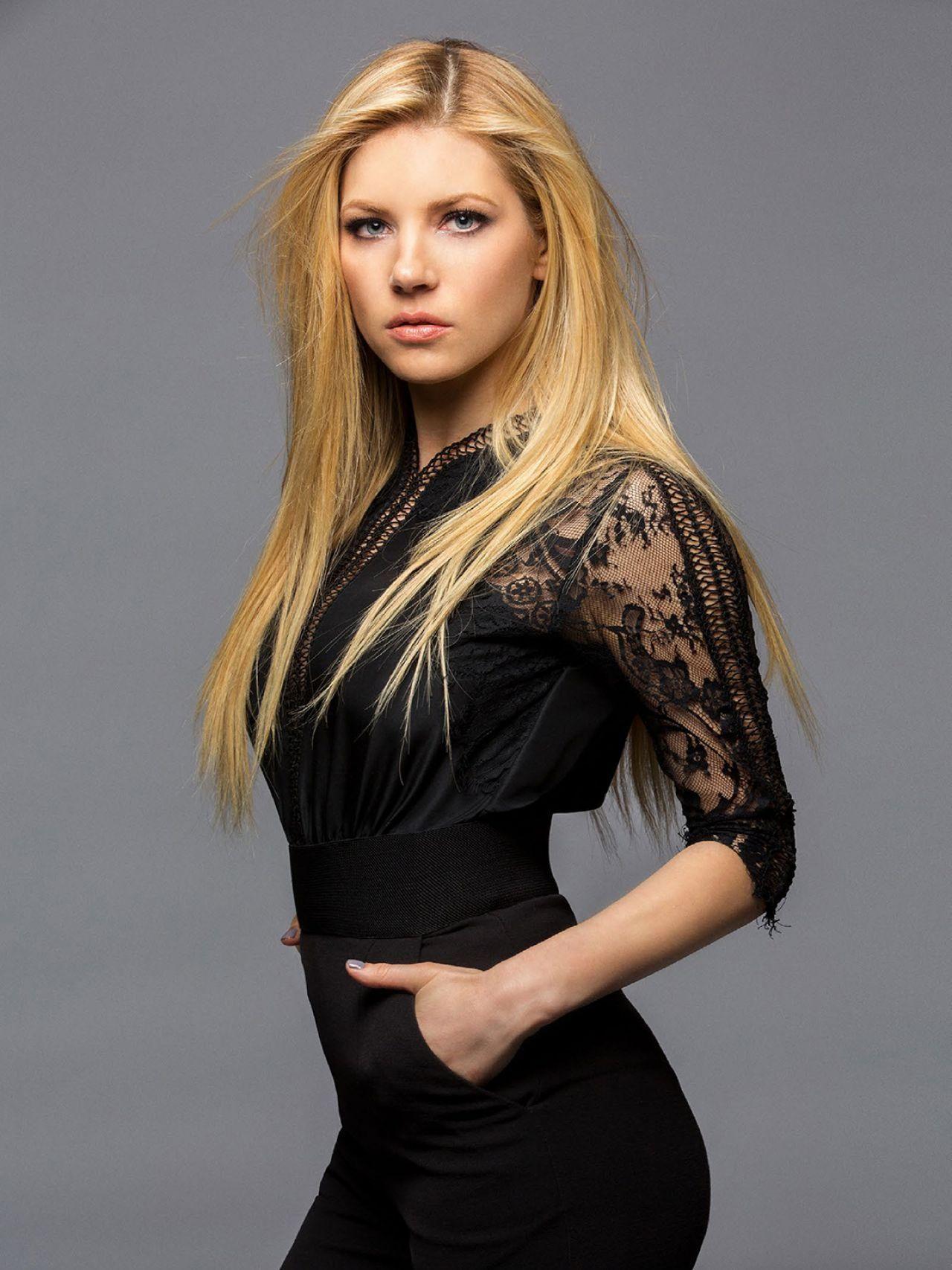 Katheryn Winnick Beautiful HD Wallpapers