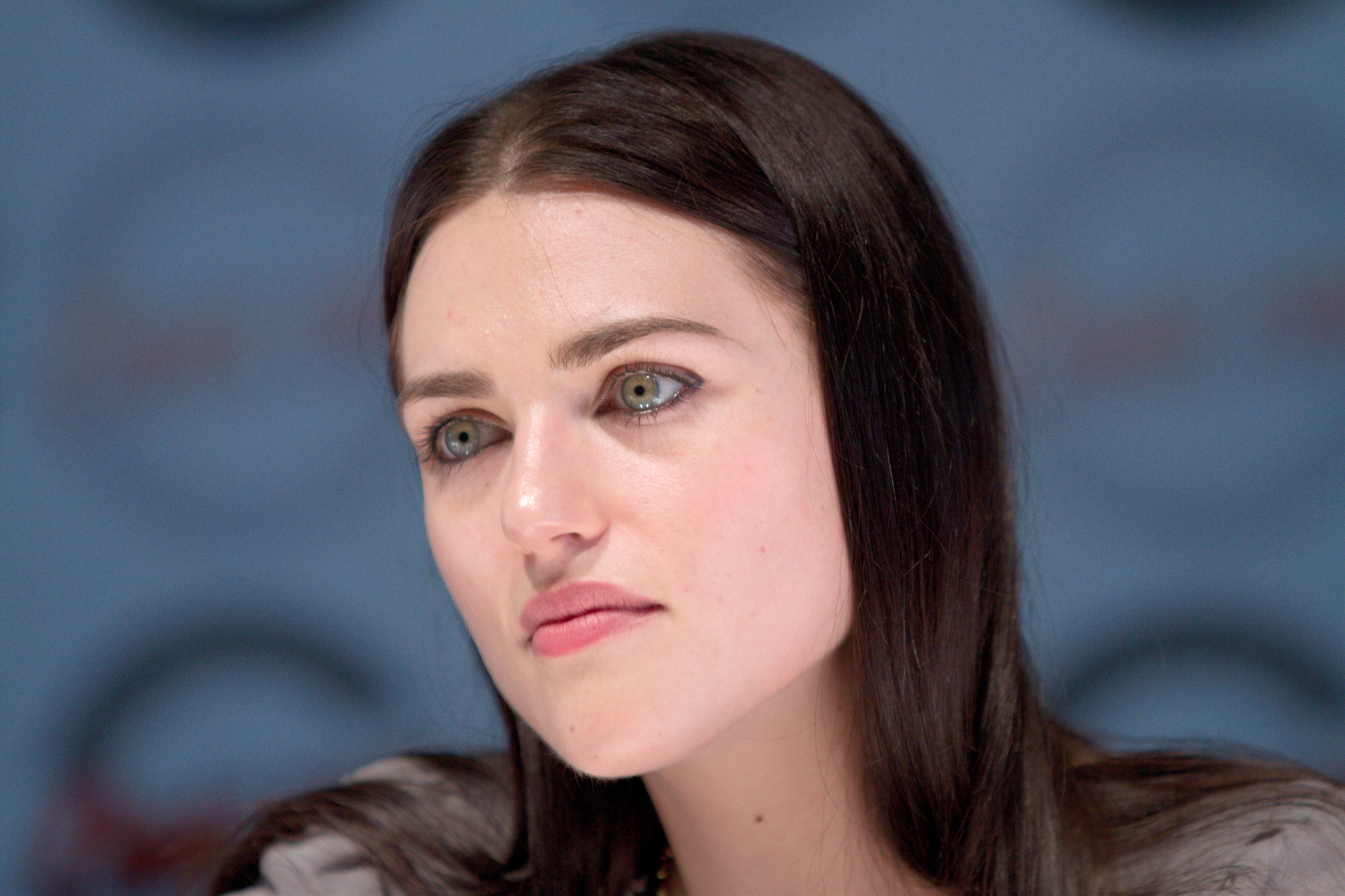 Katie McGrath Comic-Con Photoshoot Wallpapers