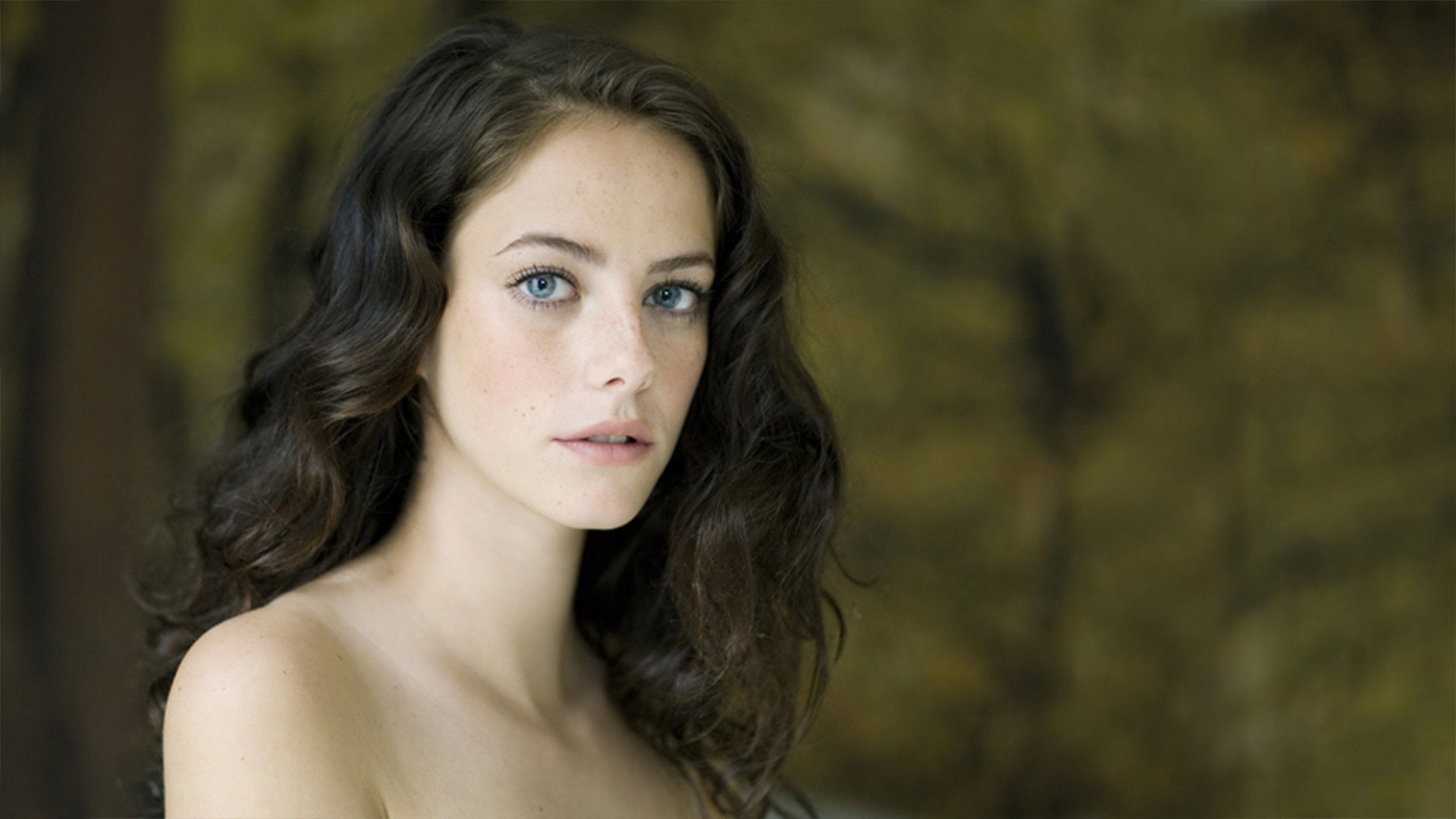 Kaya Scodelario Wallpapers