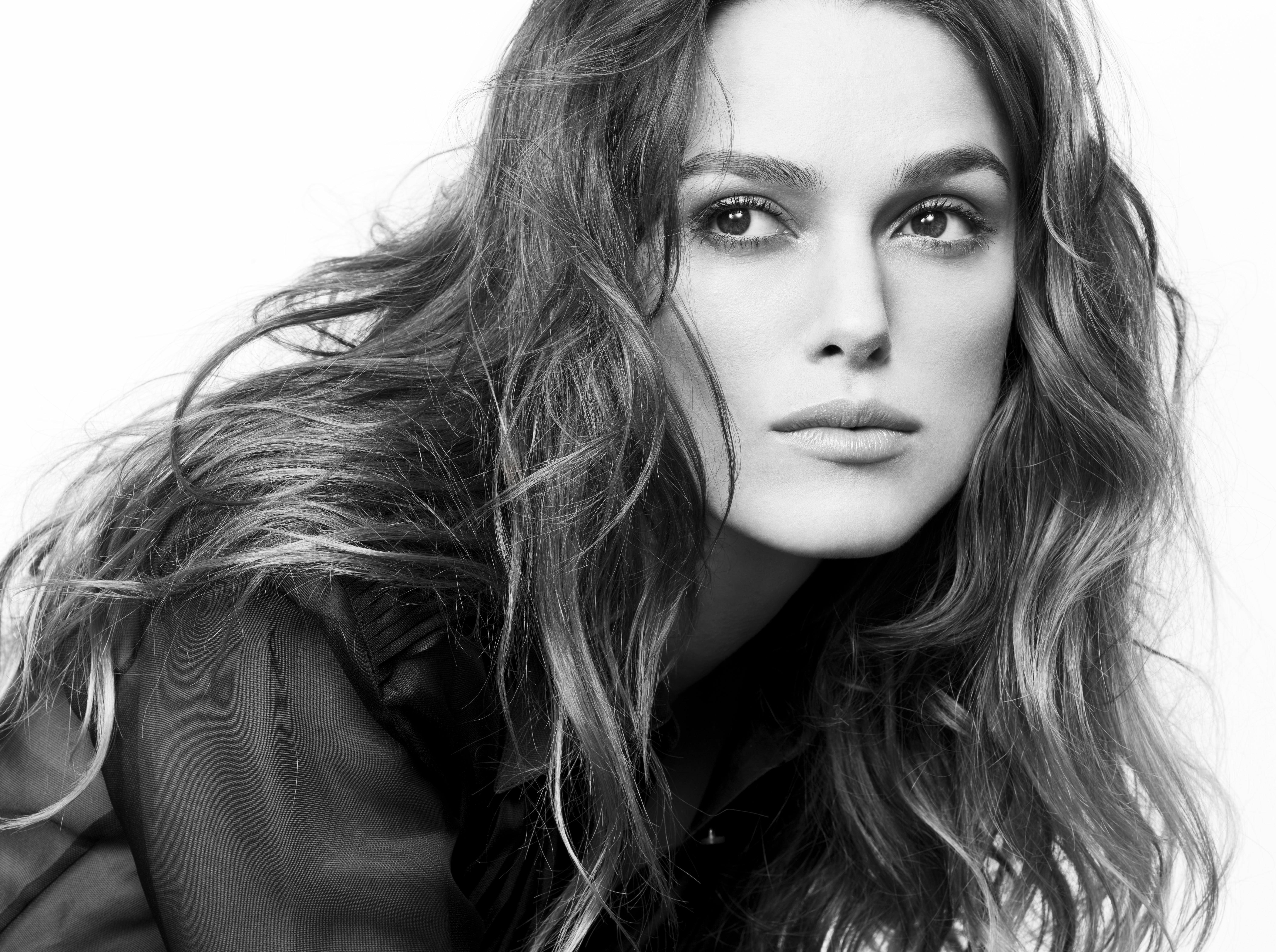 Keira Knightley Portrait 2018 Wallpapers