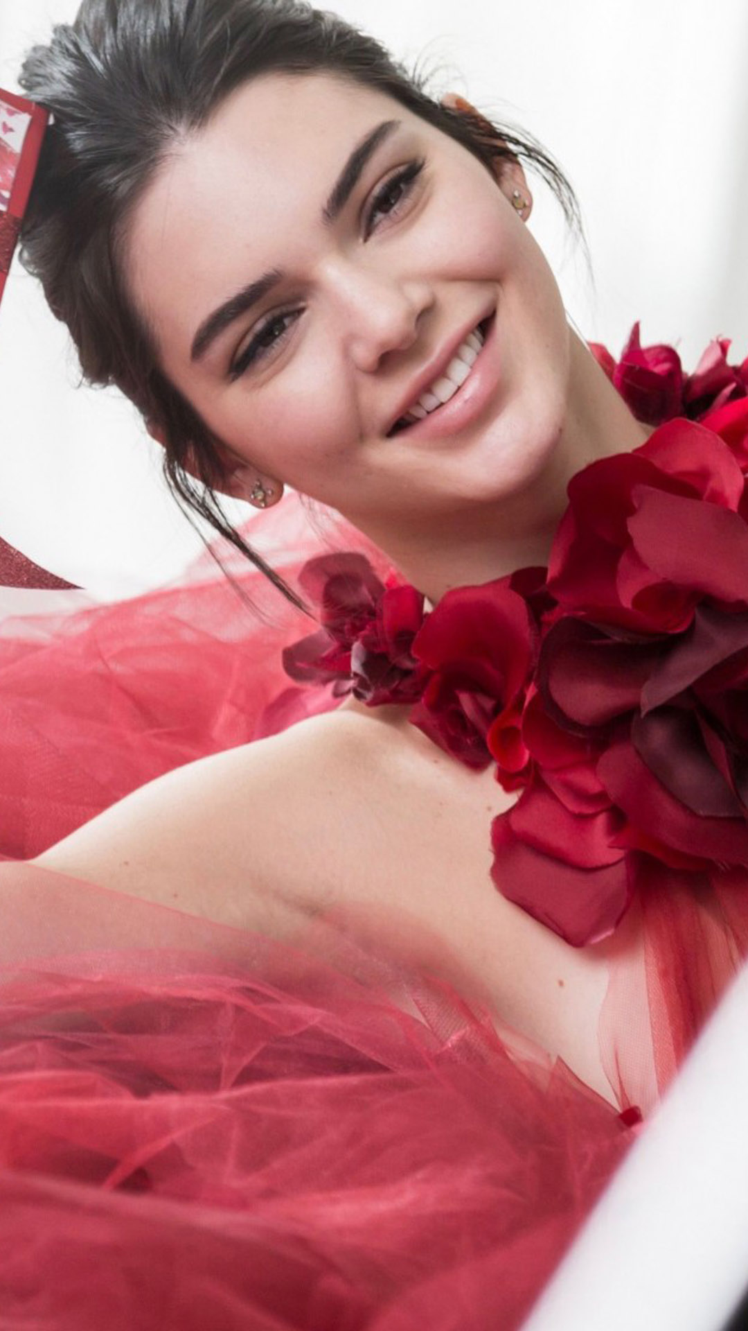 Kendall Jenner Home Photoshoot 2020 Wallpapers