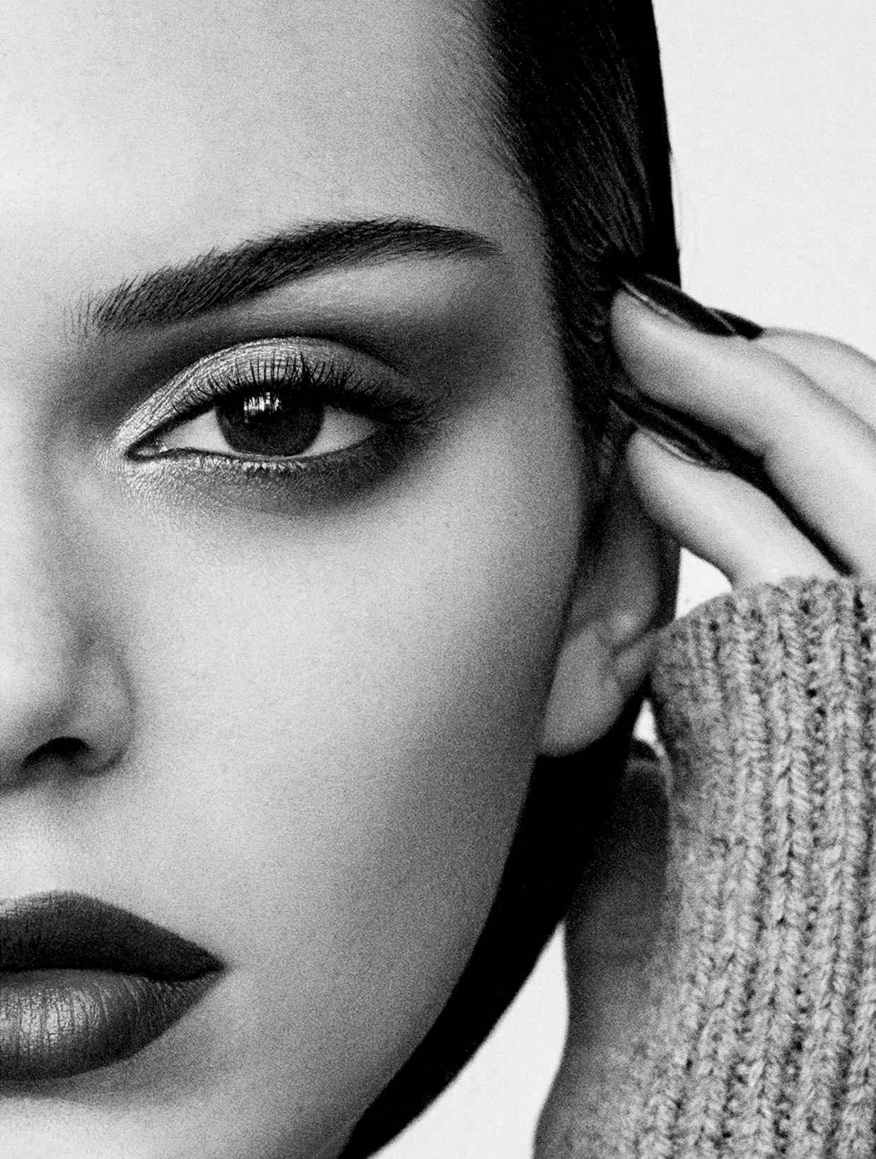 Kendall Jenner Vogue Italia Wallpapers