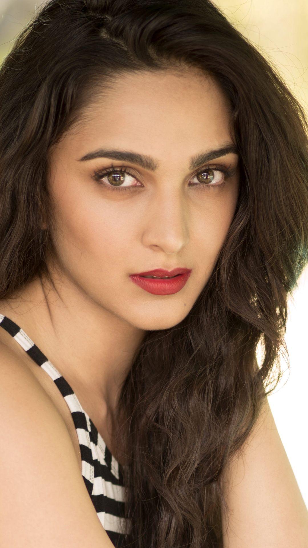 Kiara Advani Wallpapers