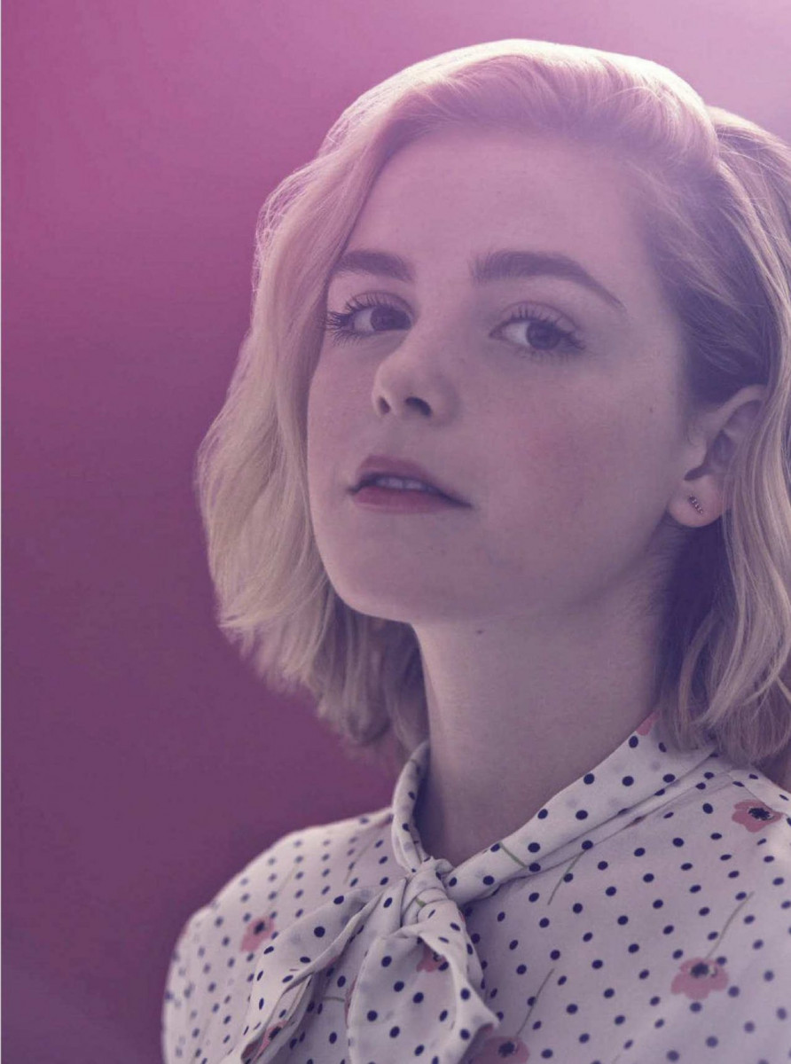 Kiernan Shipka Wallpapers