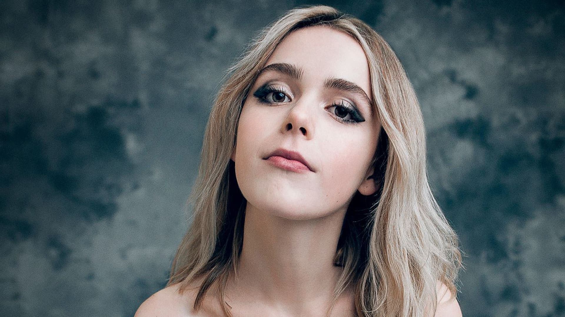 Kiernan Shipka 2019 Wallpapers