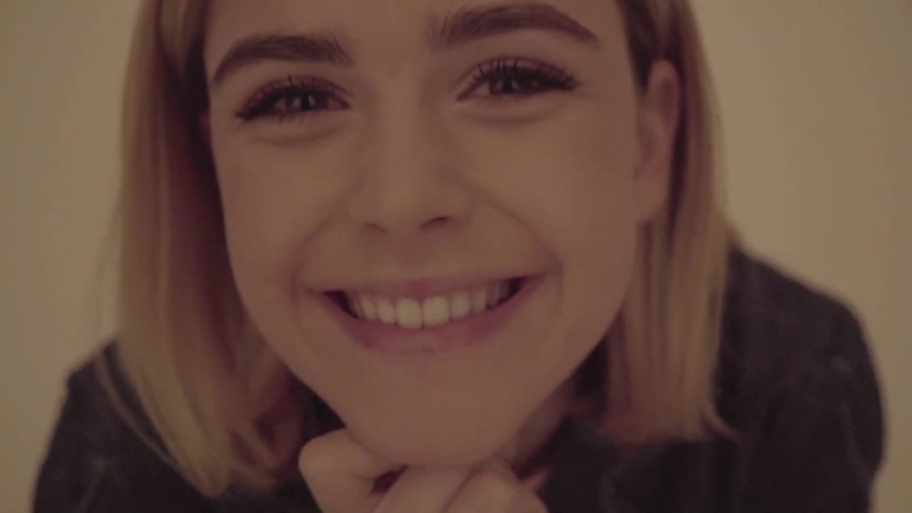 Kiernan Shipka Smile Wallpapers