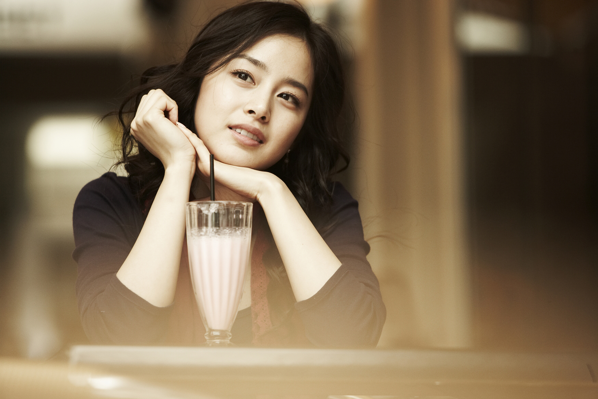 Kim Tae-Hee Wallpapers