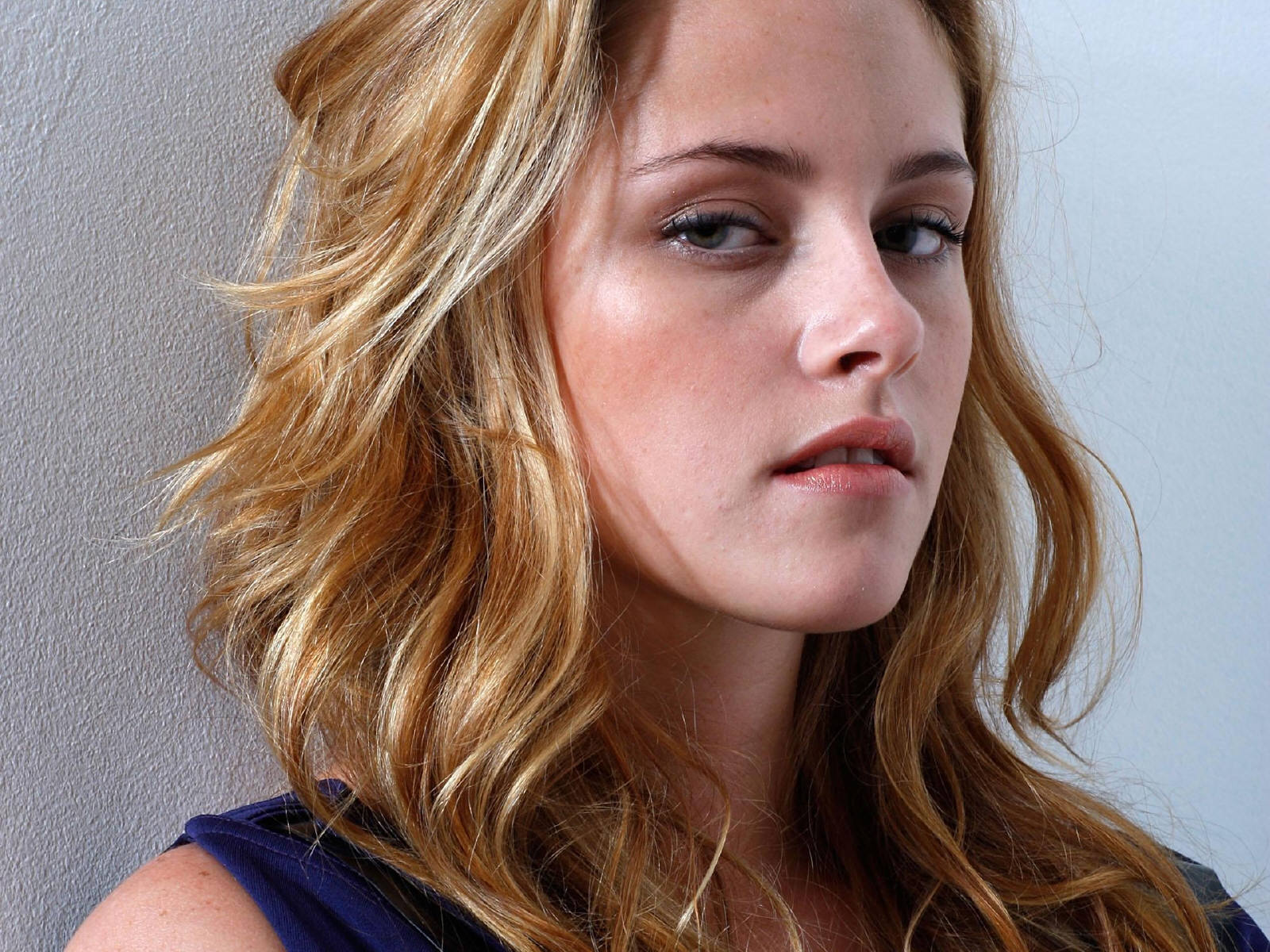 Kristen Stewart Wallpapers