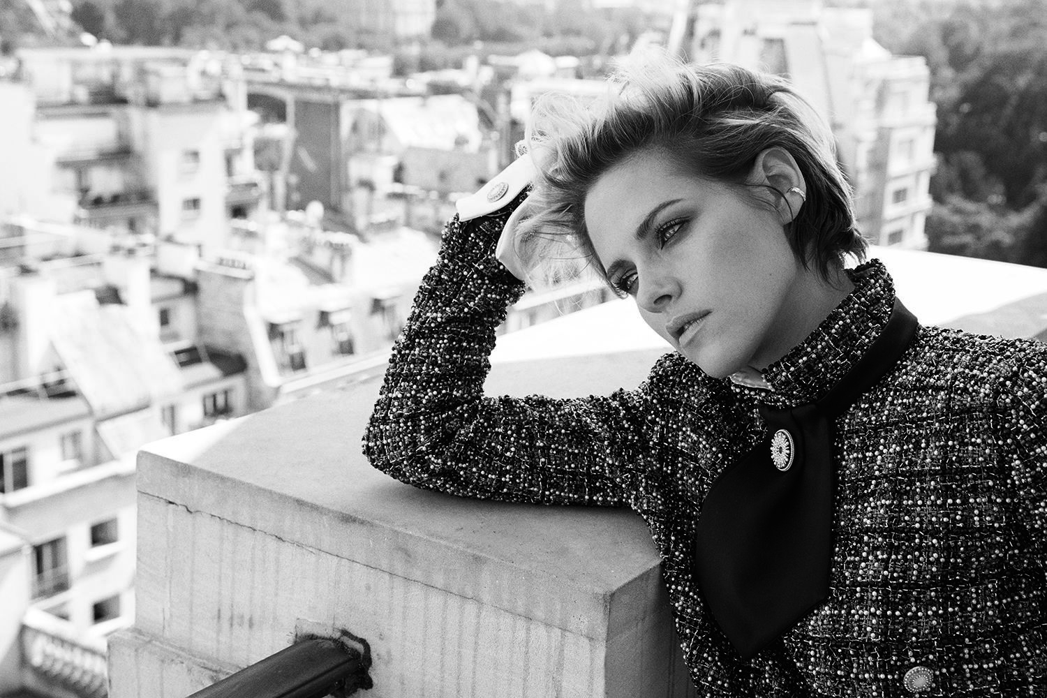 Kristen Stewart HD Monochrome 2021 Wallpapers