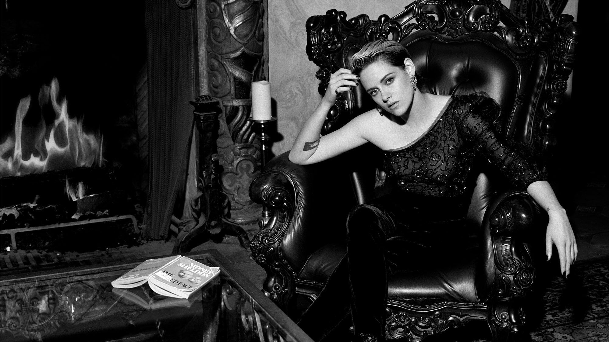 Kristen Stewart V 2017 Black and White Wallpapers