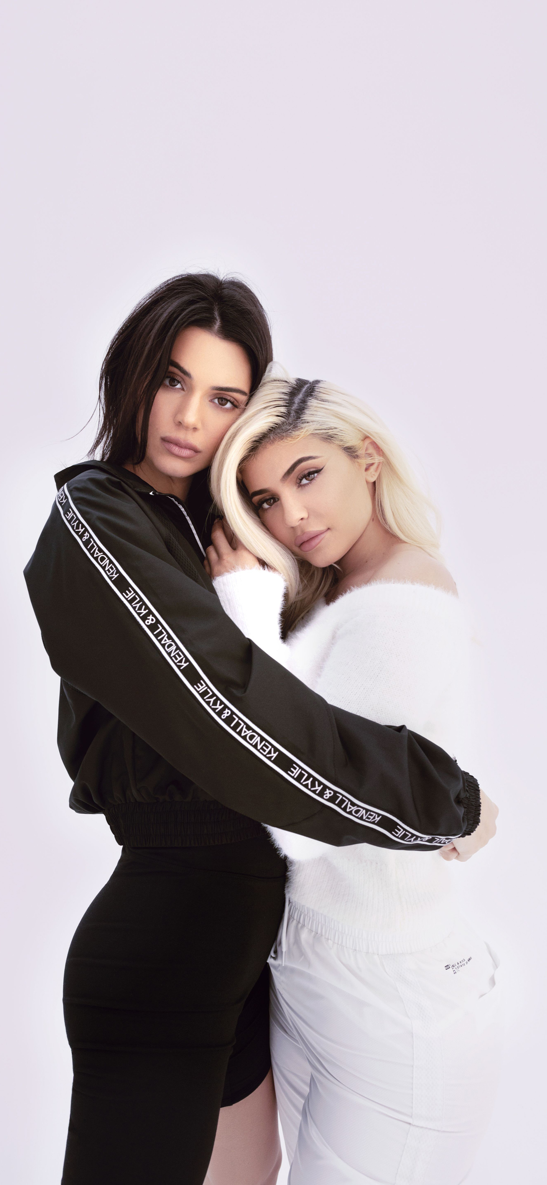 Kylie Jenner And Kendall Jenner Wallpapers