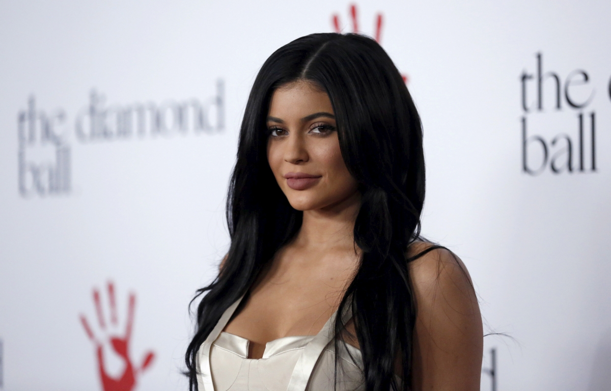 Kylie Jenner Drop Three Wallpapers