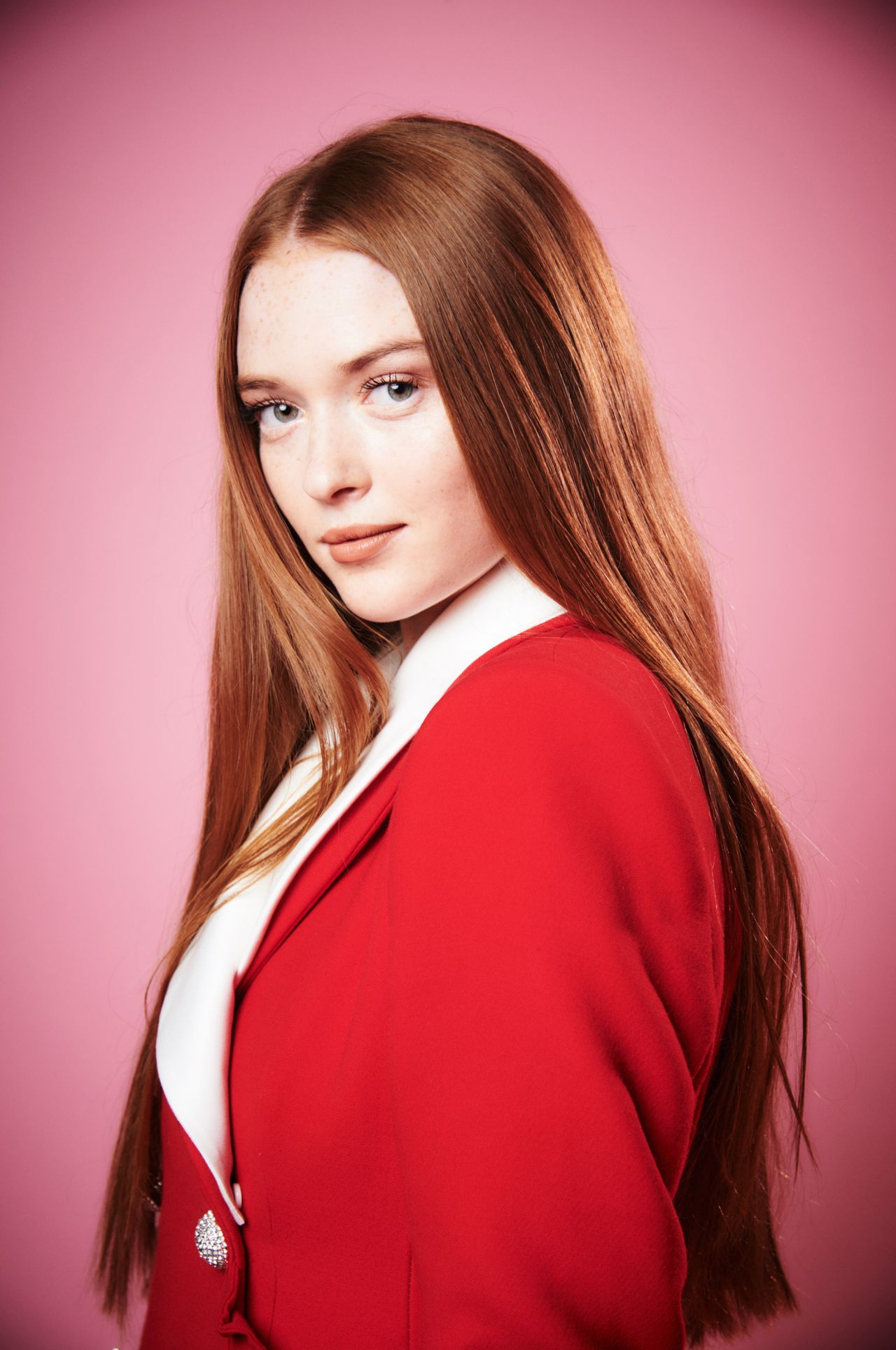 Larsen Thompson Wallpapers