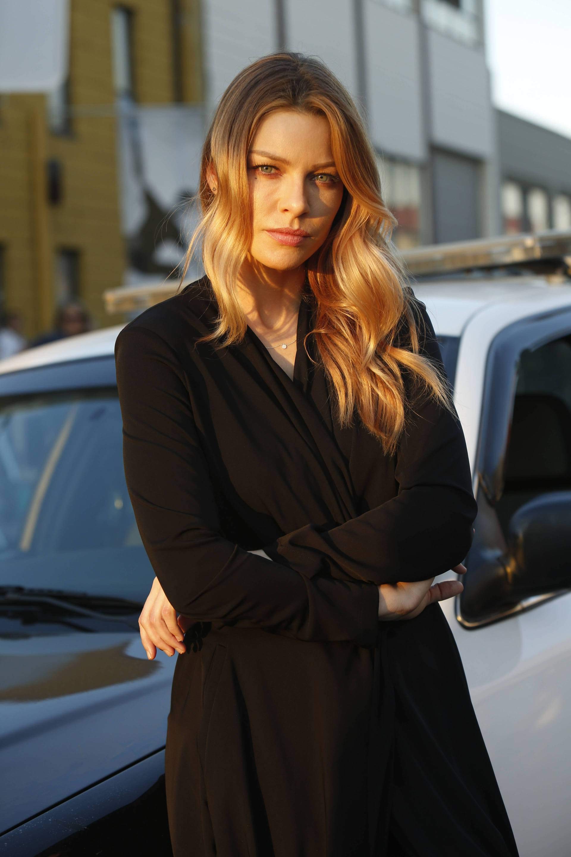 Lauren German Lucifer Actress Wallpapers