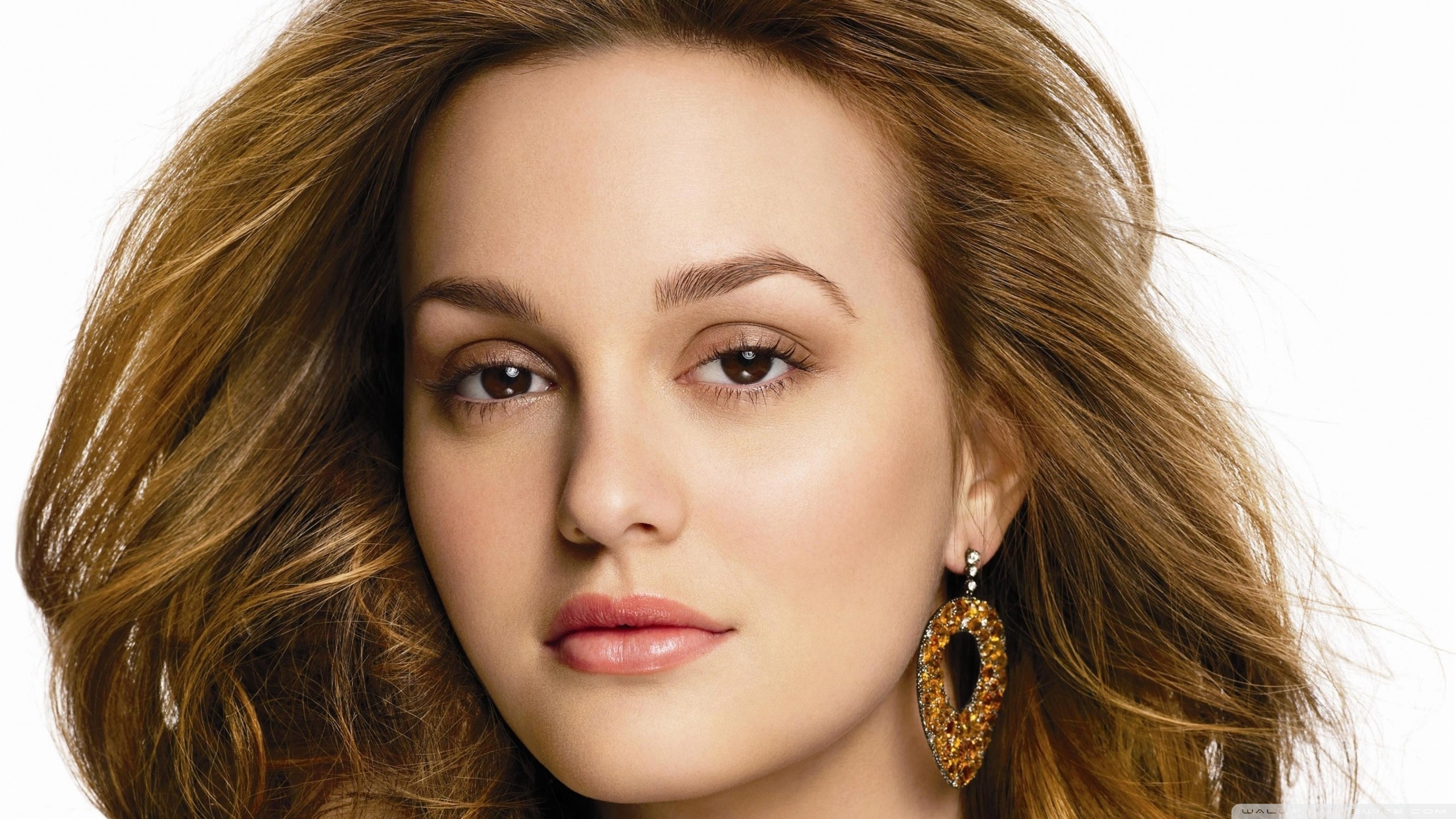 Leighton Meester AOL Build Portrait Wallpapers