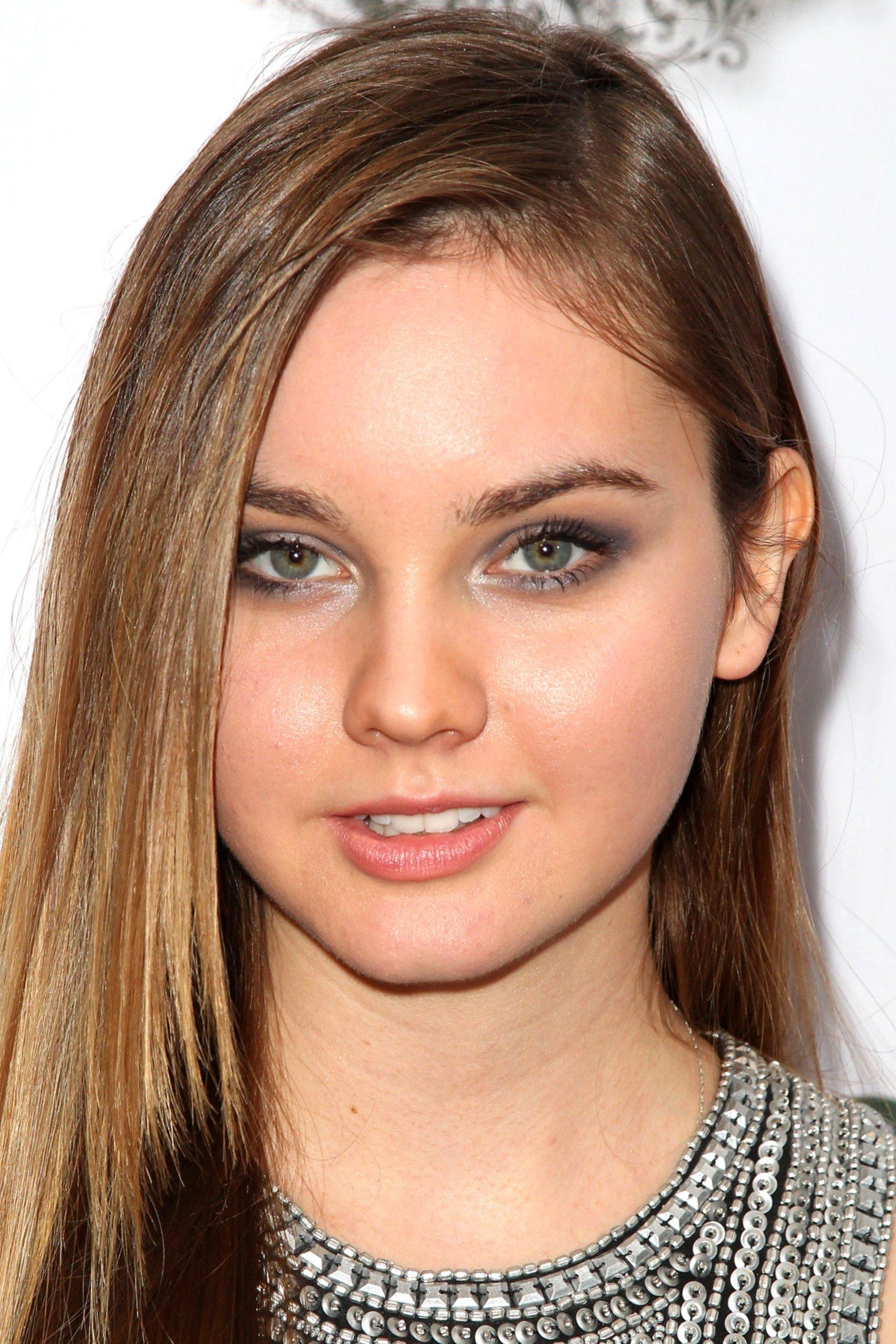 Liana Liberato 2019 Wallpapers