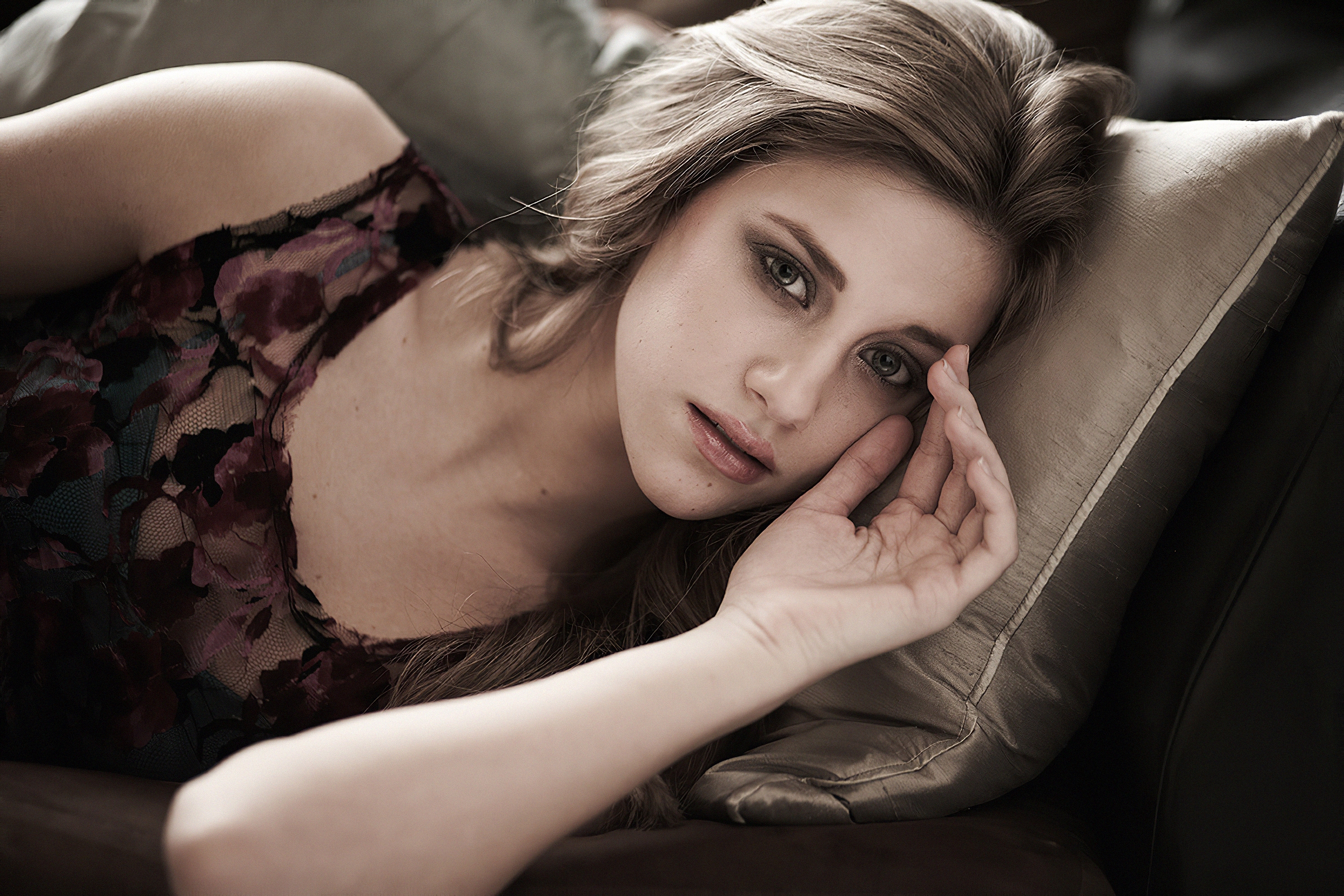 Lili Reinhart 2020 Wallpapers