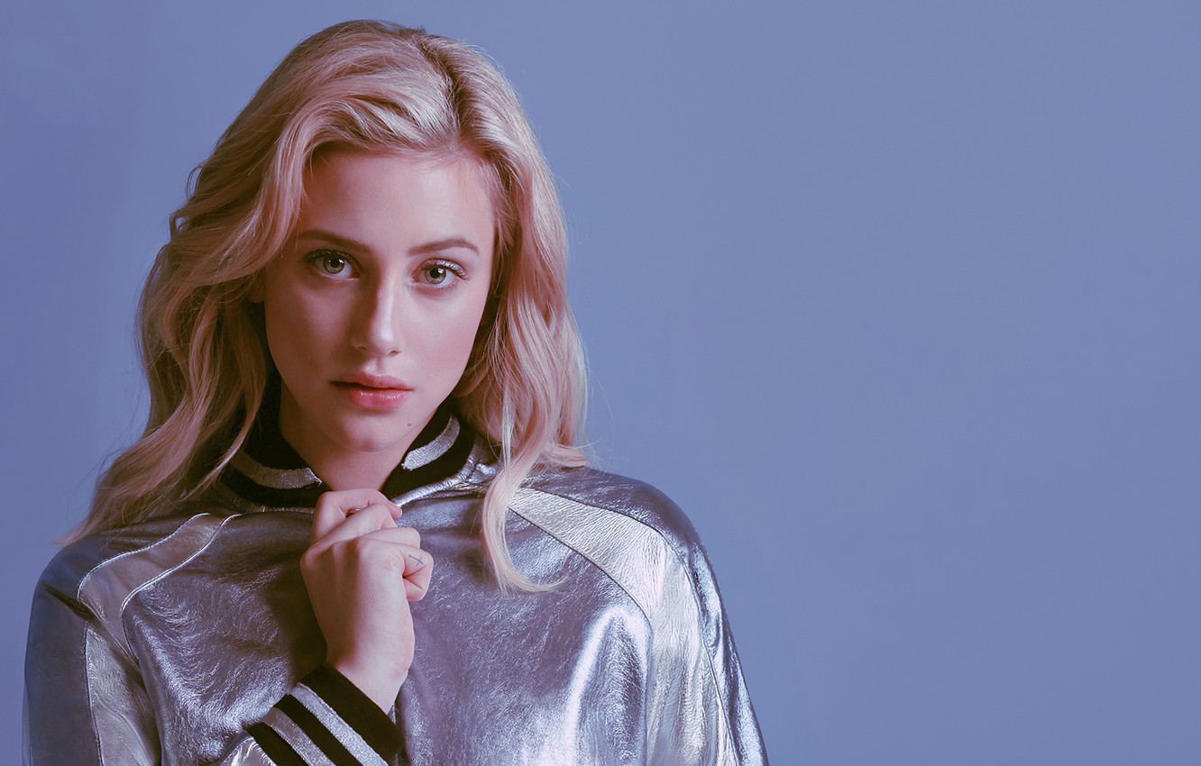 Lili Reinhart Face Wallpapers