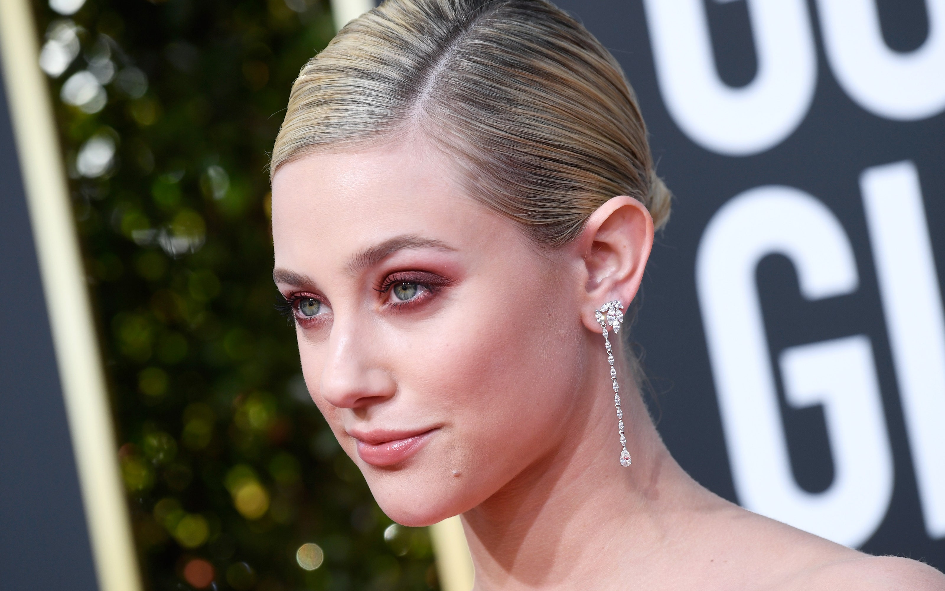 Lili Reinhart Face 2020 Wallpapers