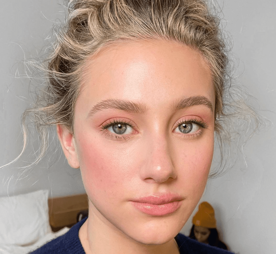 Lili Reinhart Green Eyes Wallpapers