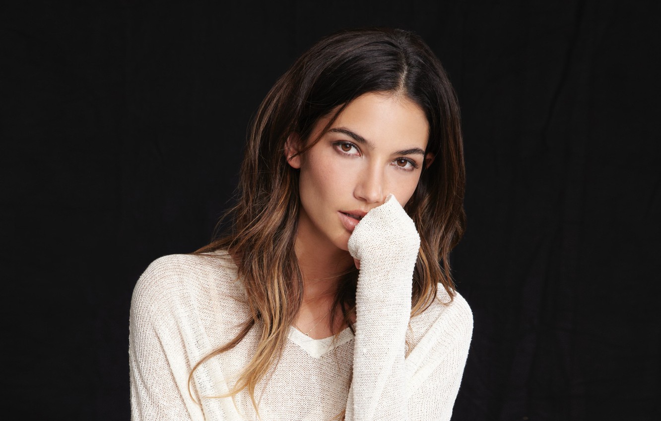 Lily Aldridge Wallpapers