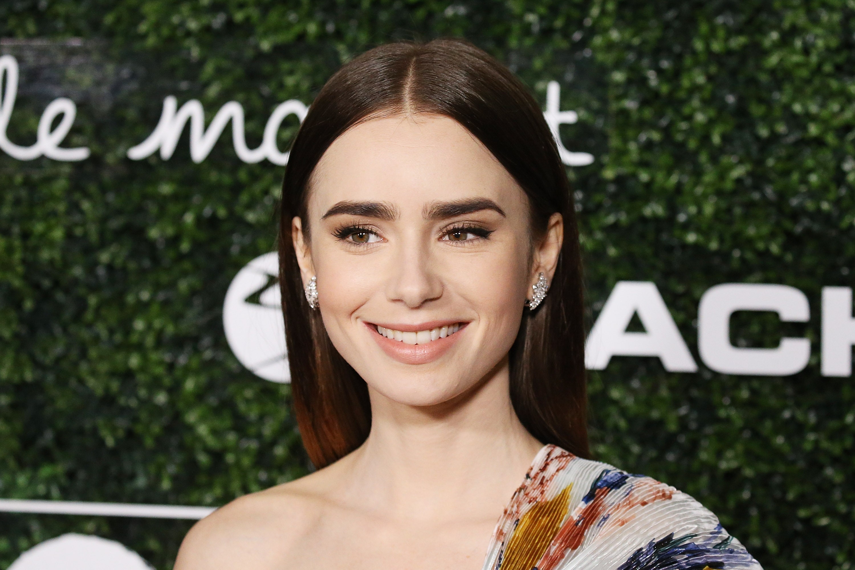 Lily Collins 2017 Wallpapers