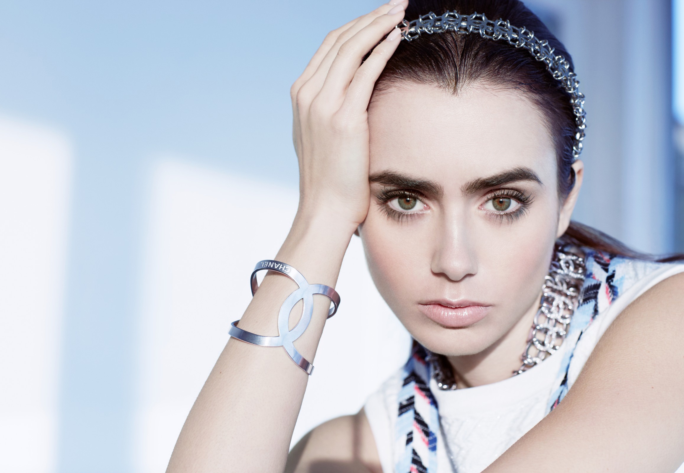 Lily Collins Actress Wallpapers