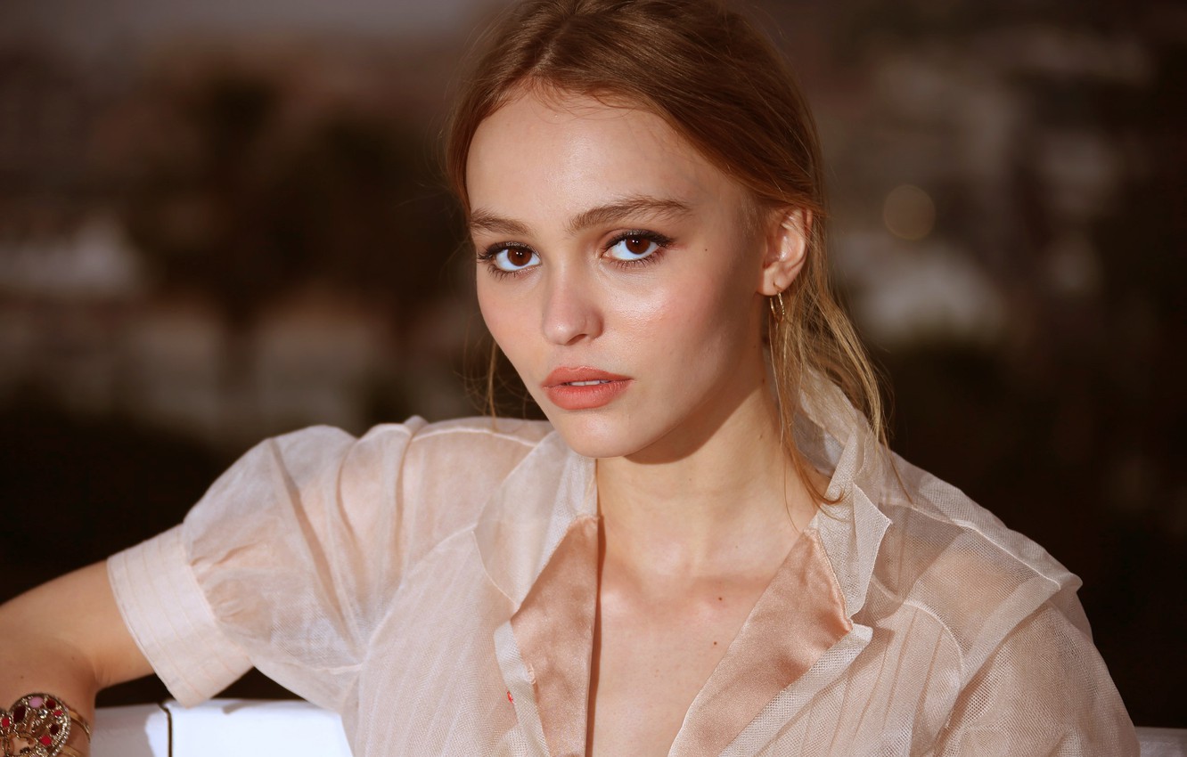 Lily Rose Depp 2019 Wallpapers
