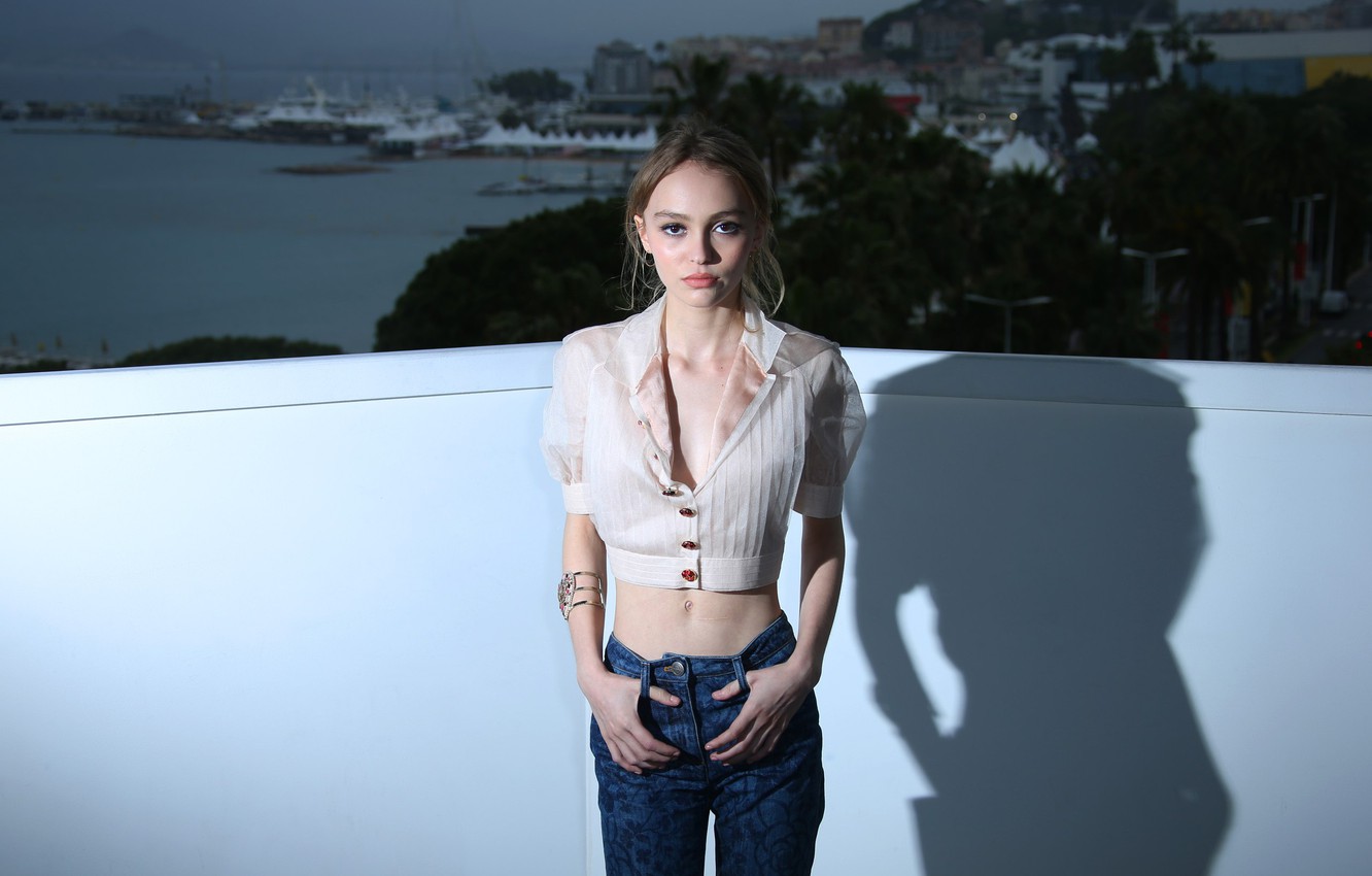 Lily-Rose Depp Wallpapers