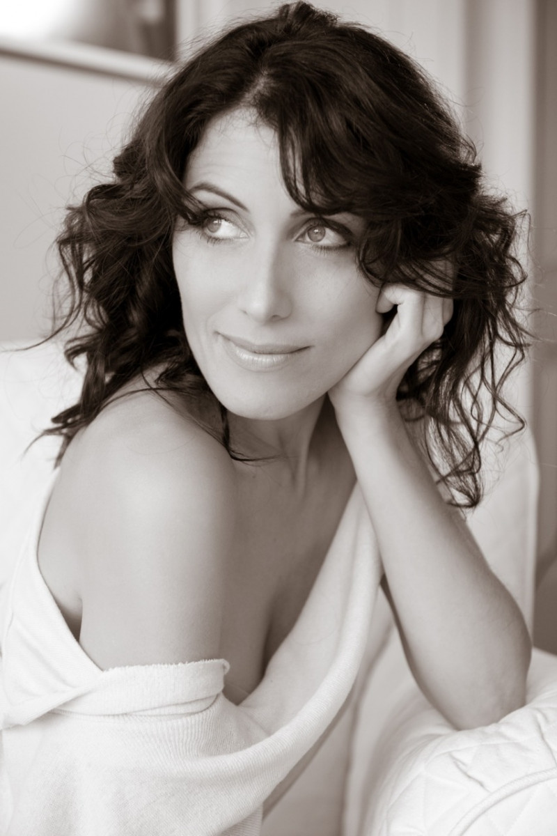 Lisa Edelstein Wallpapers