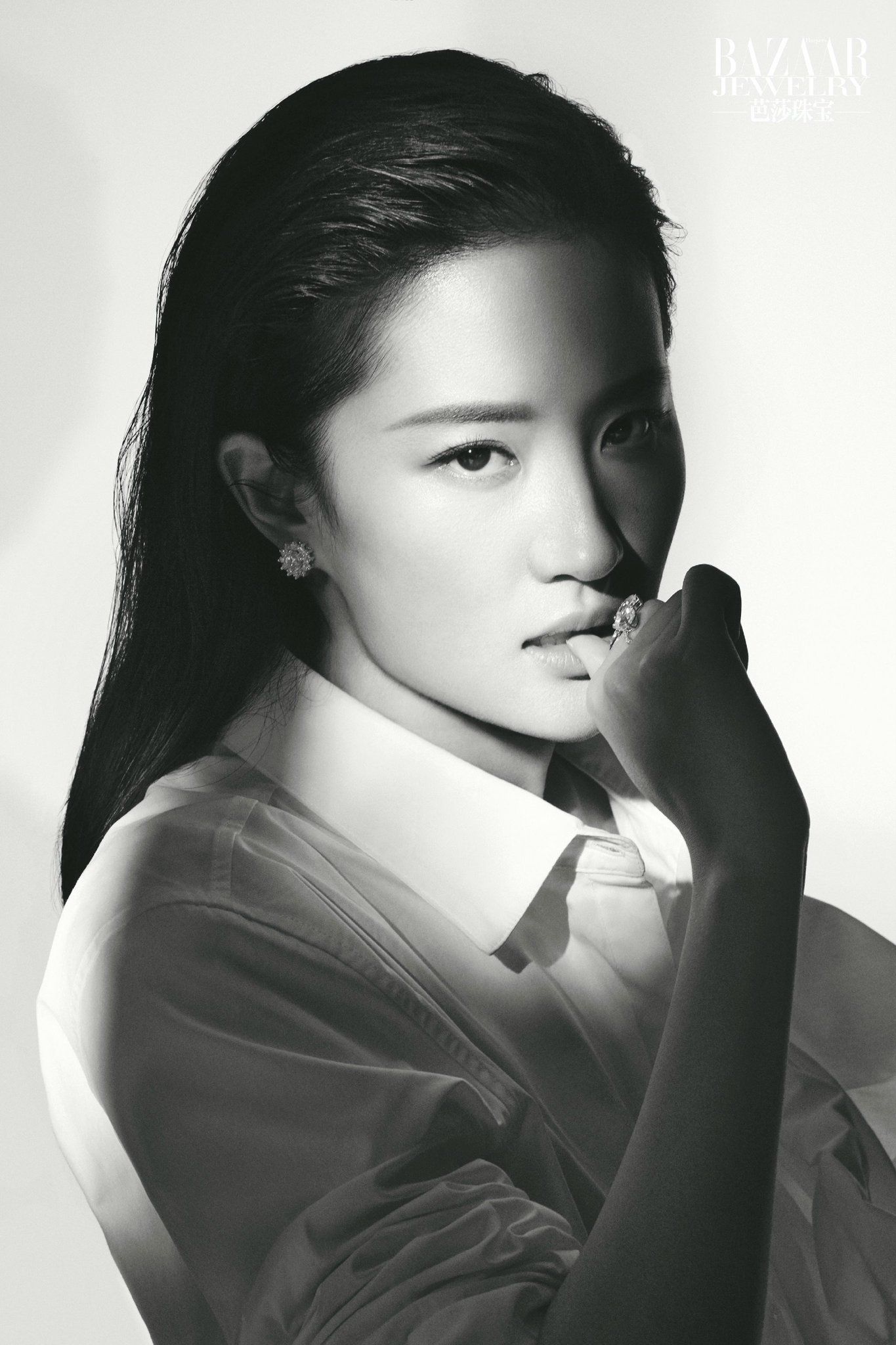 Liu Yifei Photoshoot for Harpers Bazaar China Wallpapers