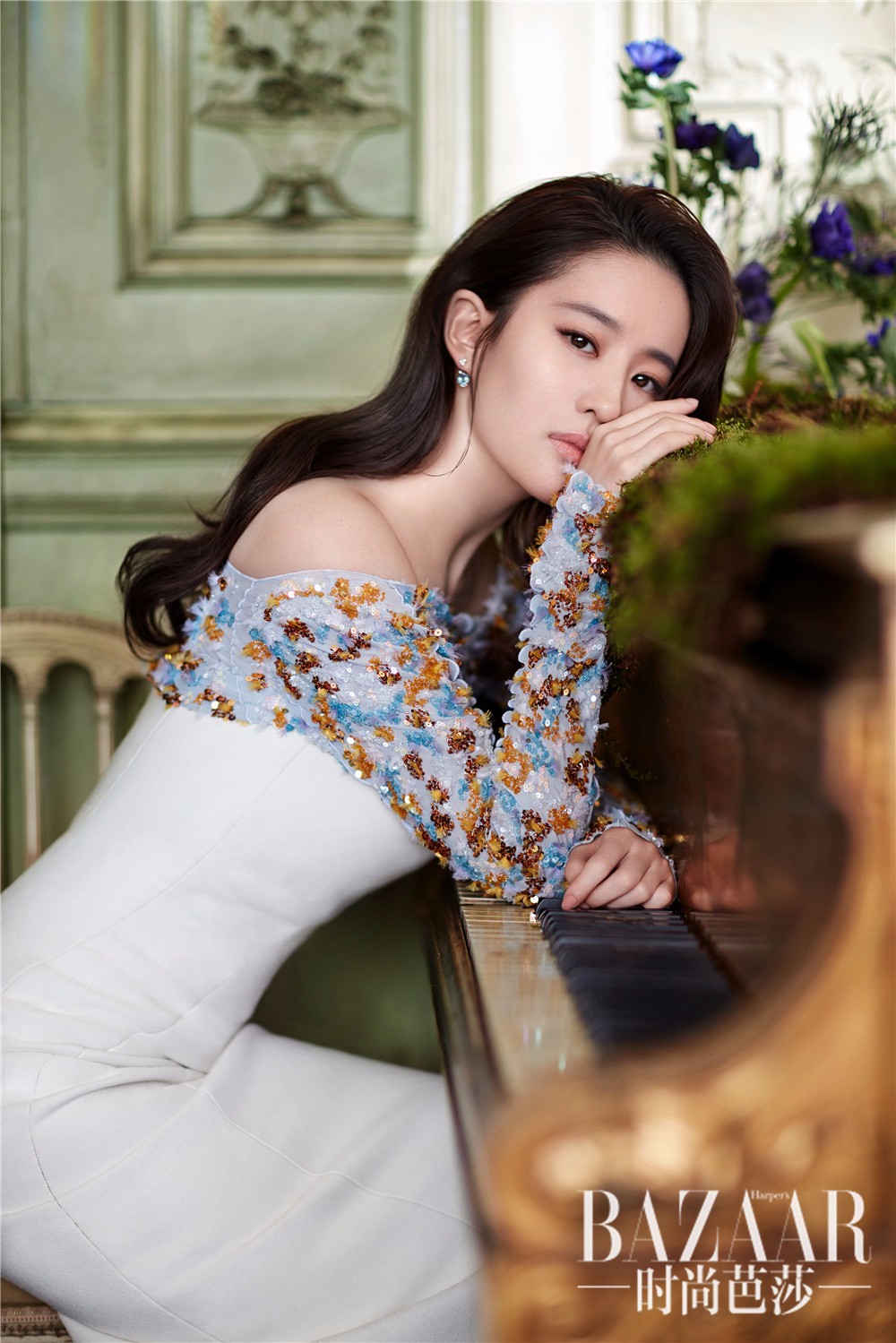 Liu Yifei Photoshoot for Harpers Bazaar China Wallpapers