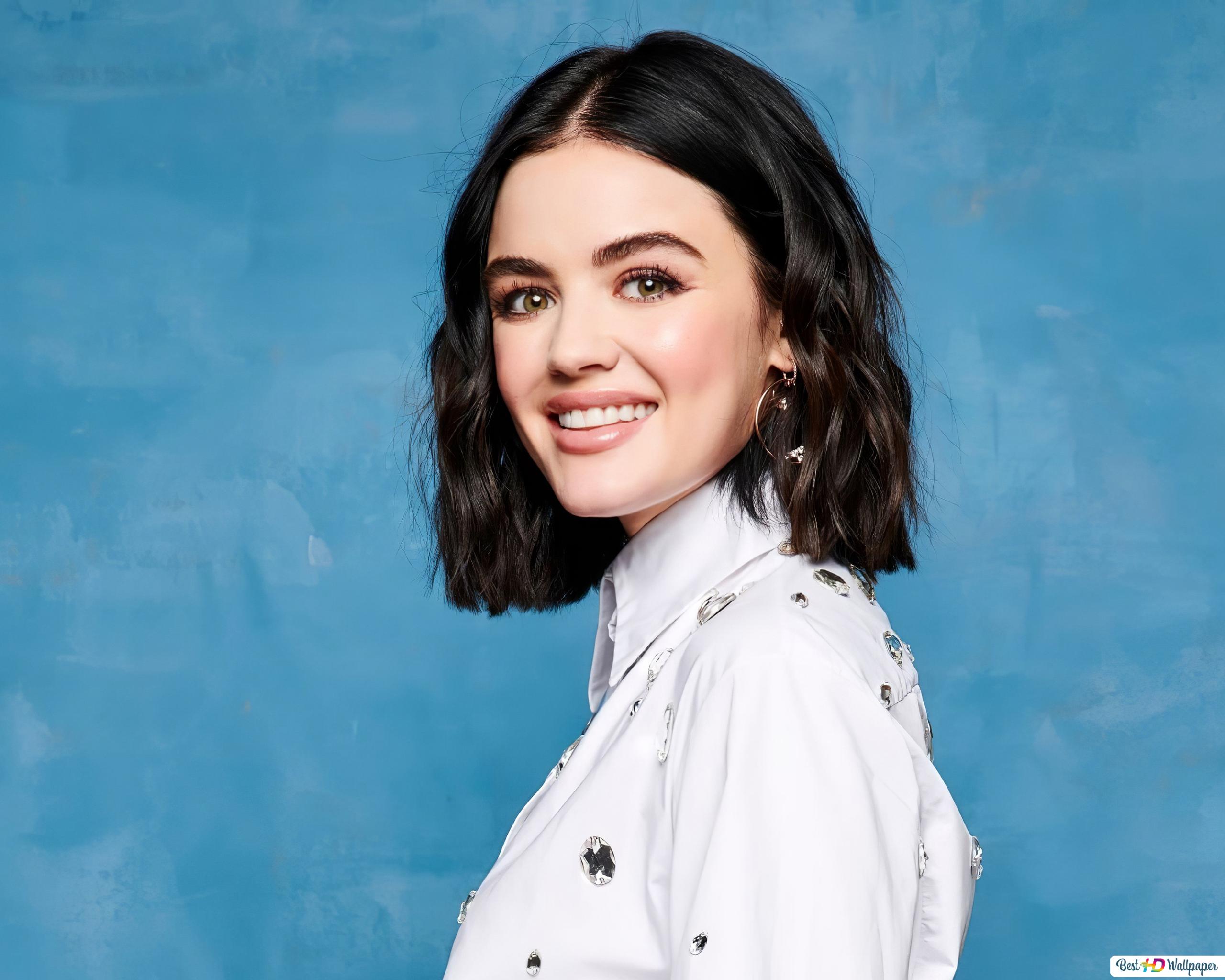 Lucy Hale Bustle Wallpapers