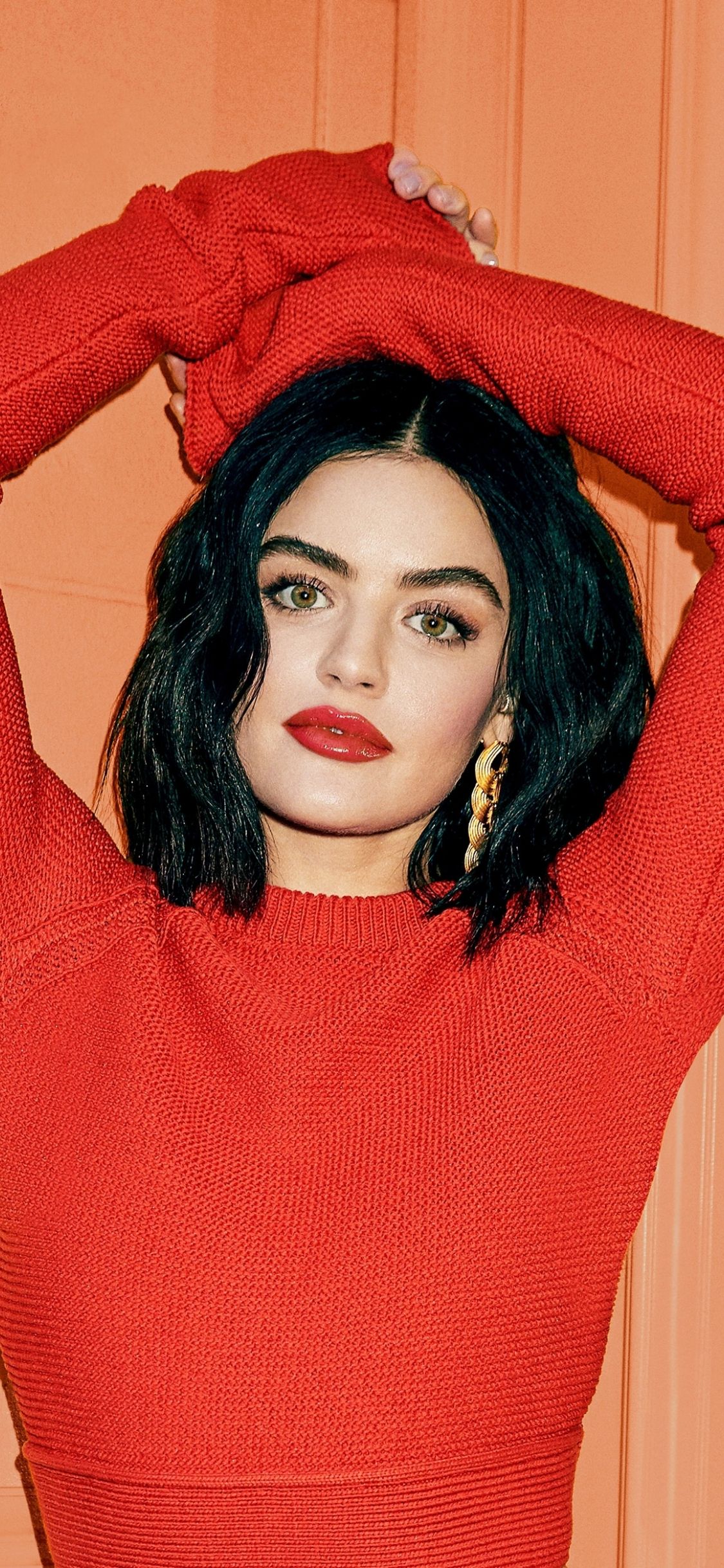 Lucy Hale Face Wallpapers