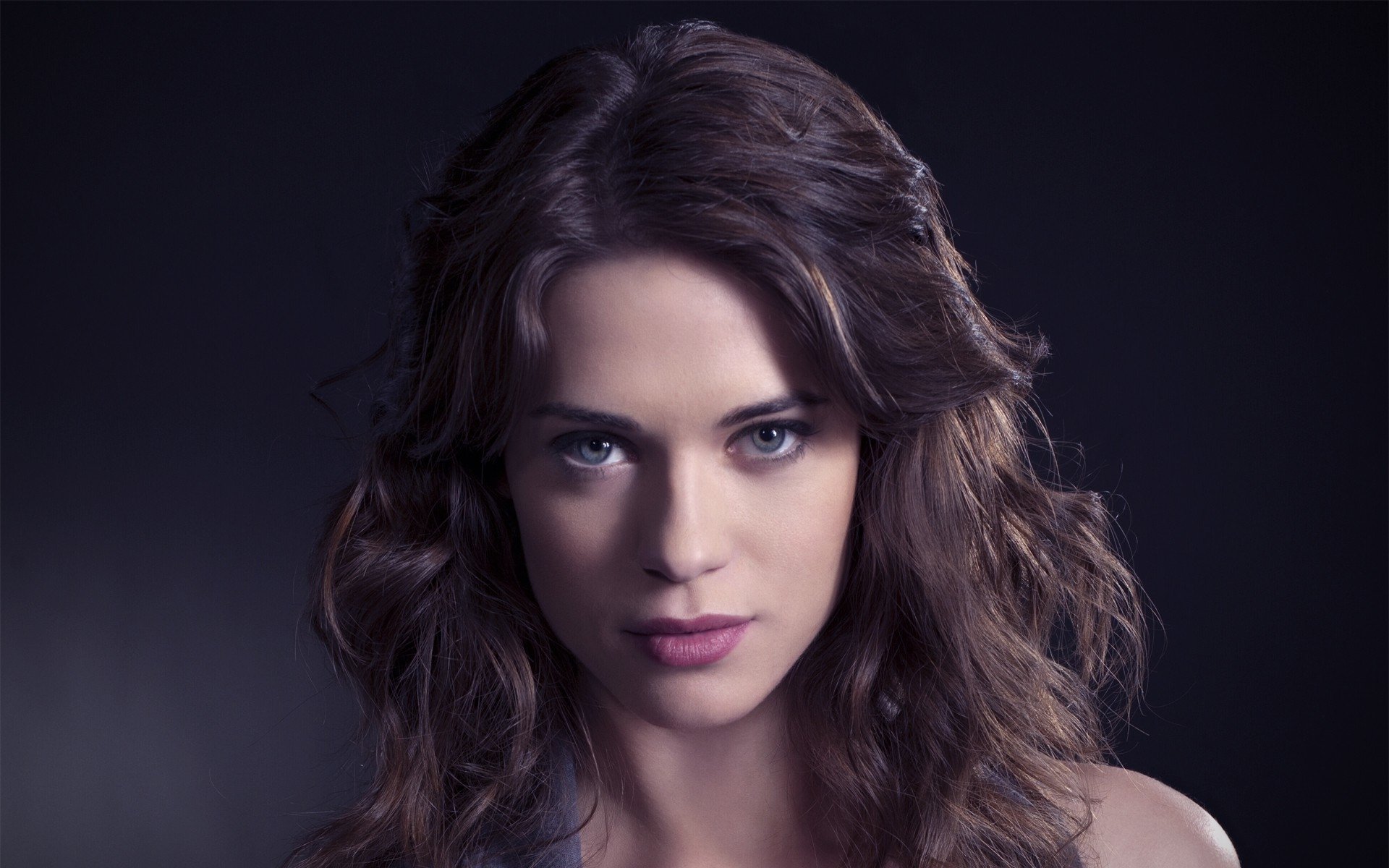 Lyndsy Fonseca Wallpapers