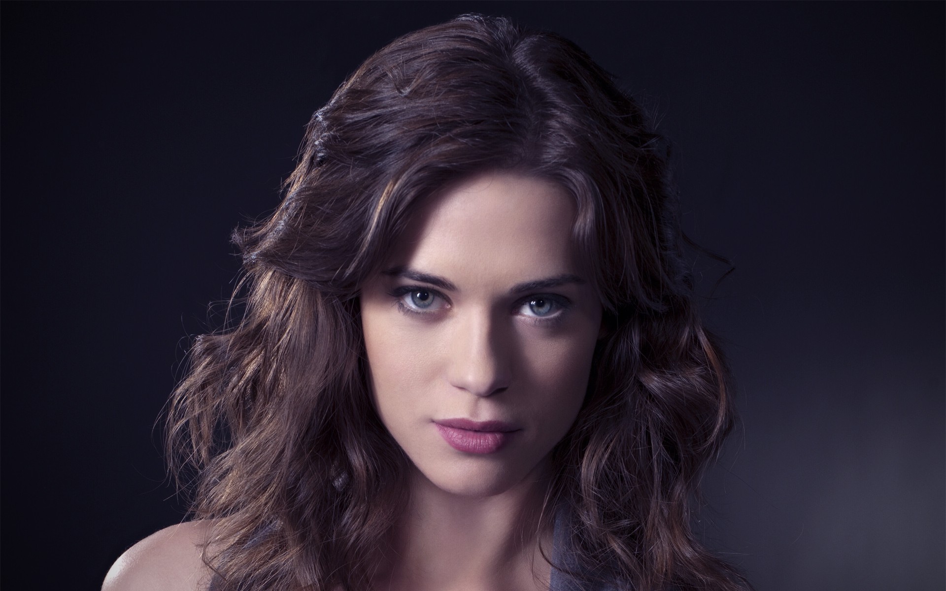 Lyndsy Fonseca Wallpapers