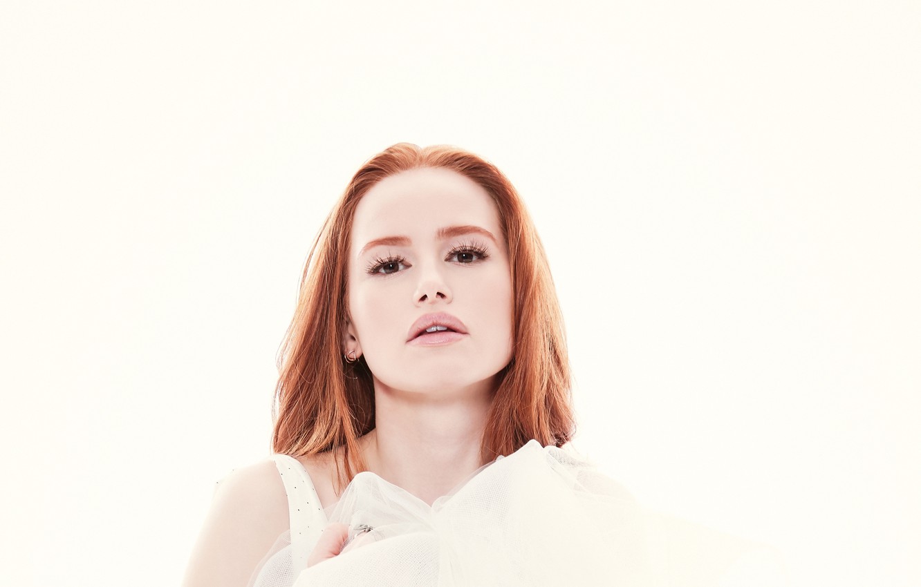 Madelaine Petsch New Wallpapers