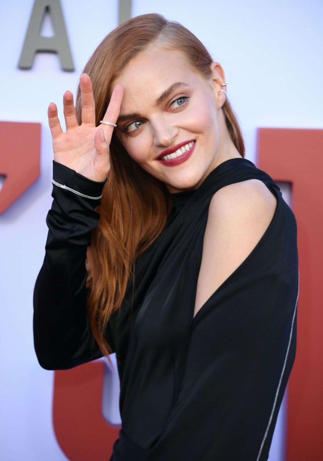 Madeline Brewer 2019 Wallpapers