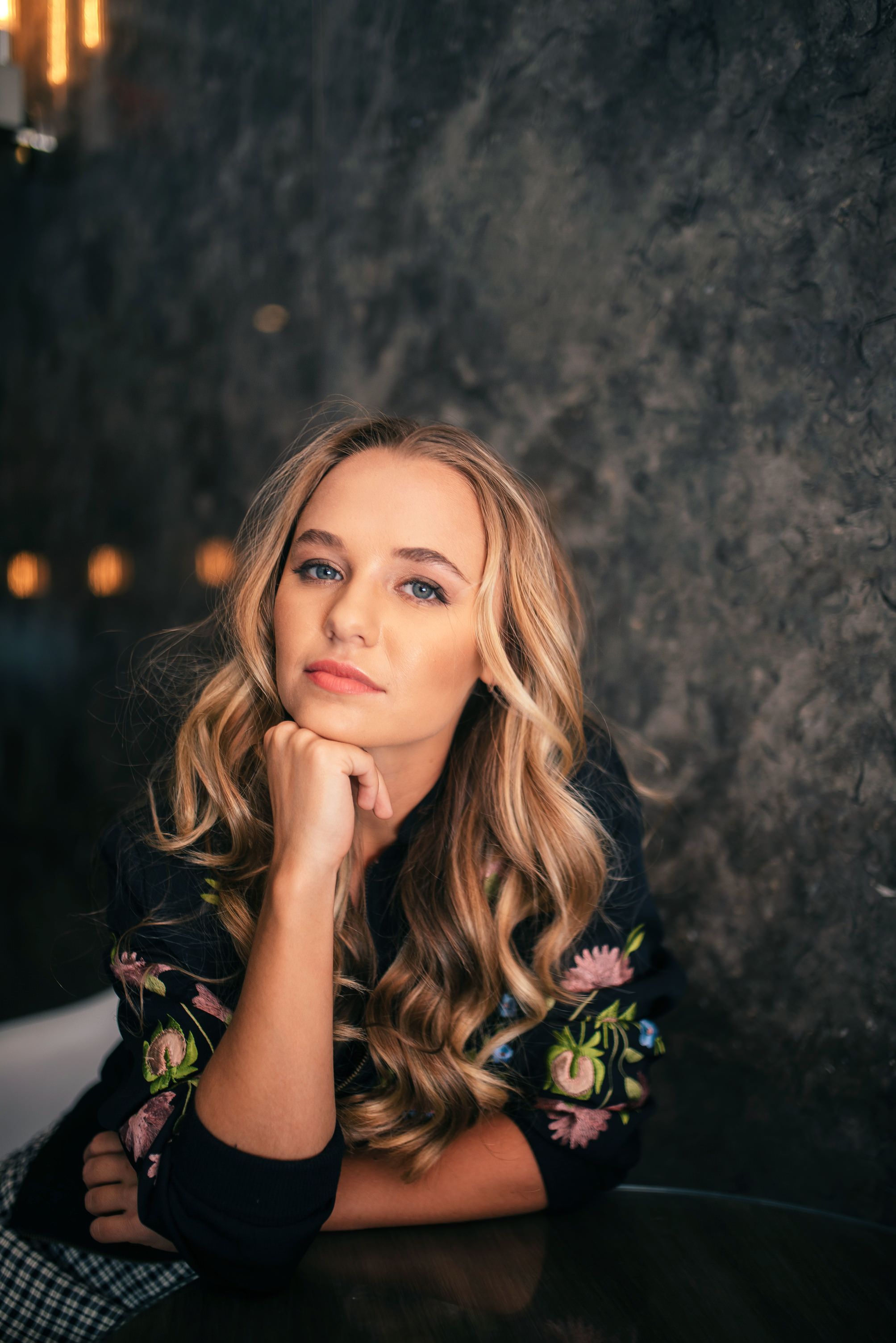 Madison Iseman 2020 Wallpapers