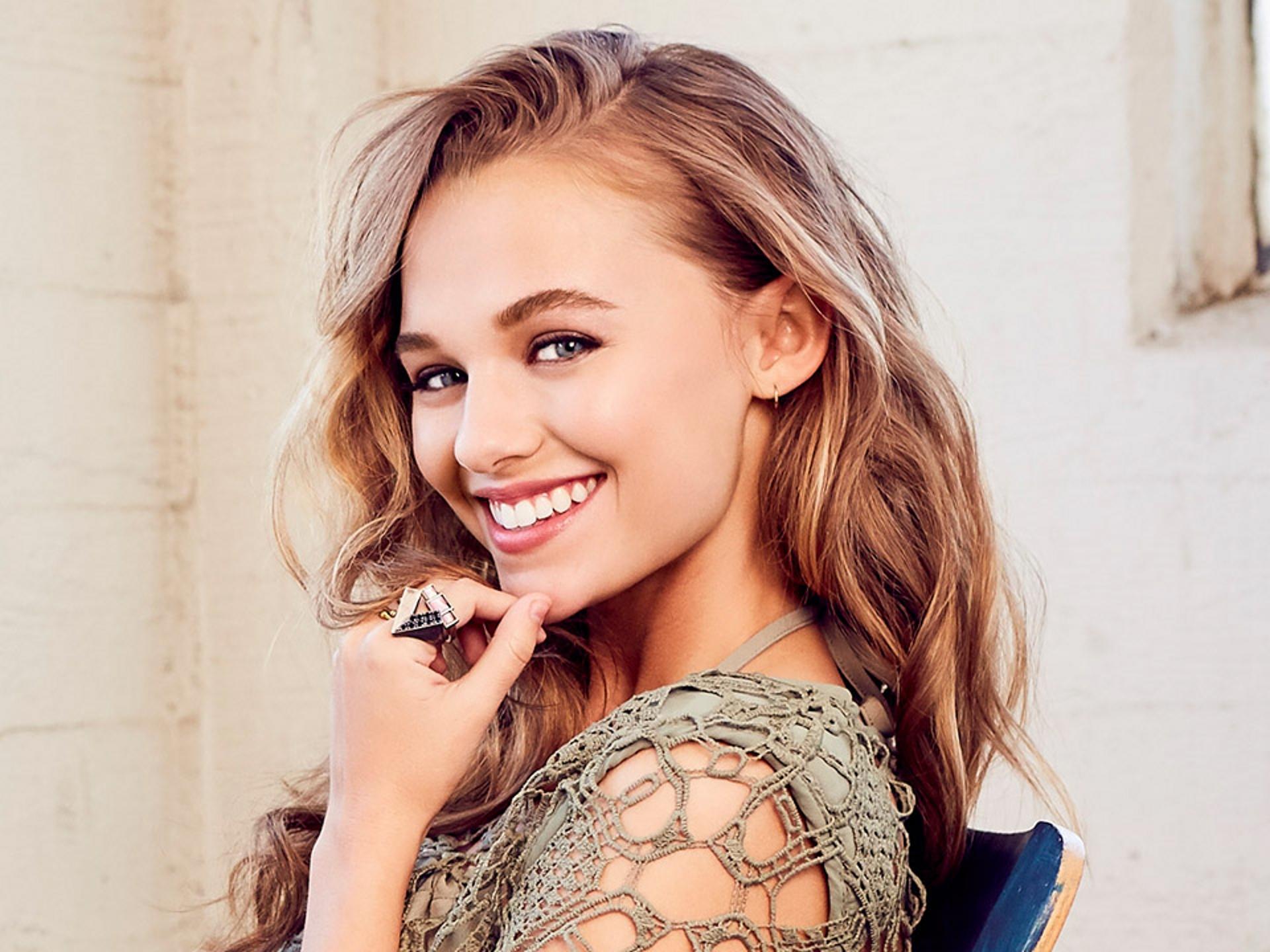 Madison Iseman 5k Wallpapers